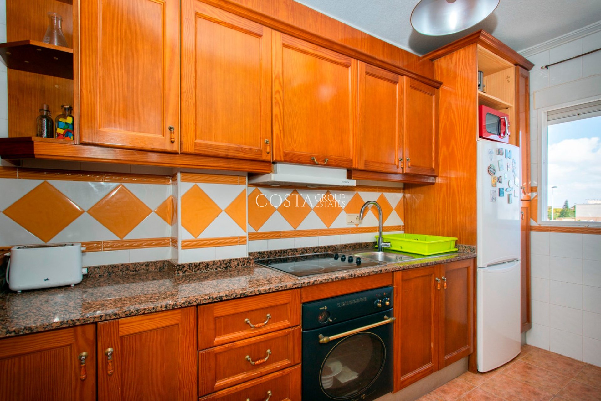 Revente - Maison -
Orihuela - Orihuela Costa