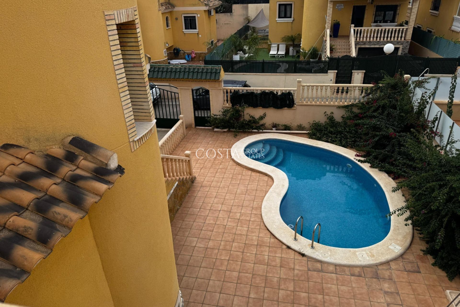 Revente - Maison -
Orihuela - Orihuela Costa