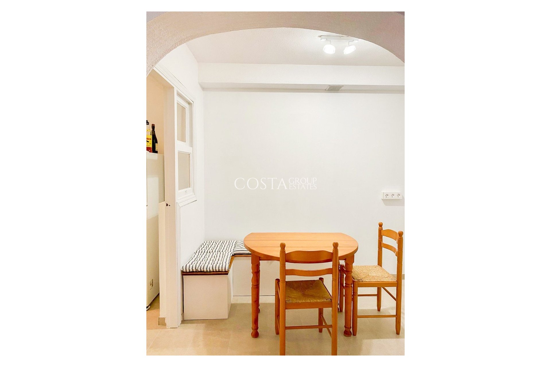 Revente - Maison -
Orihuela - Orihuela Costa