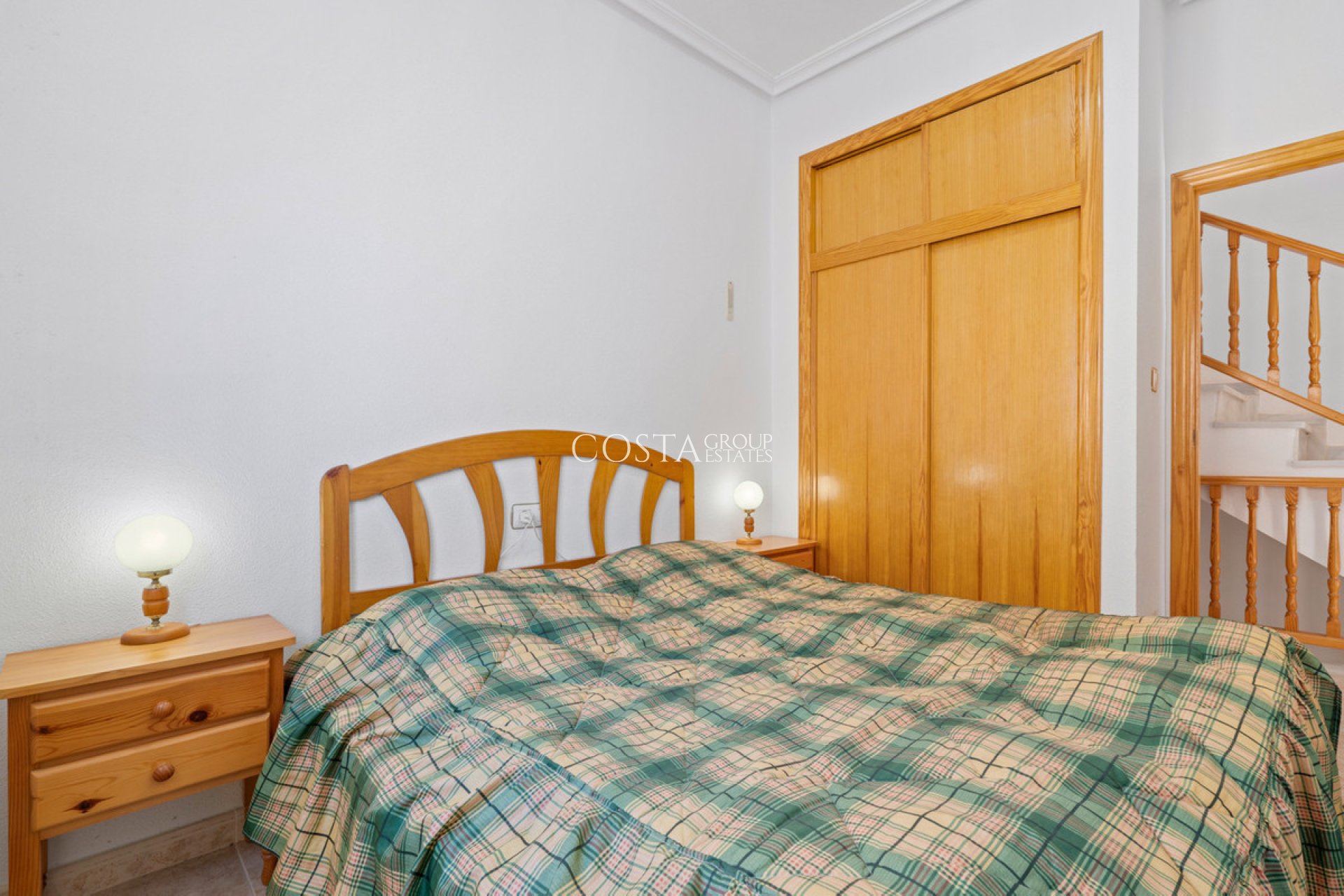 Revente - Maison -
Orihuela - Orihuela Costa