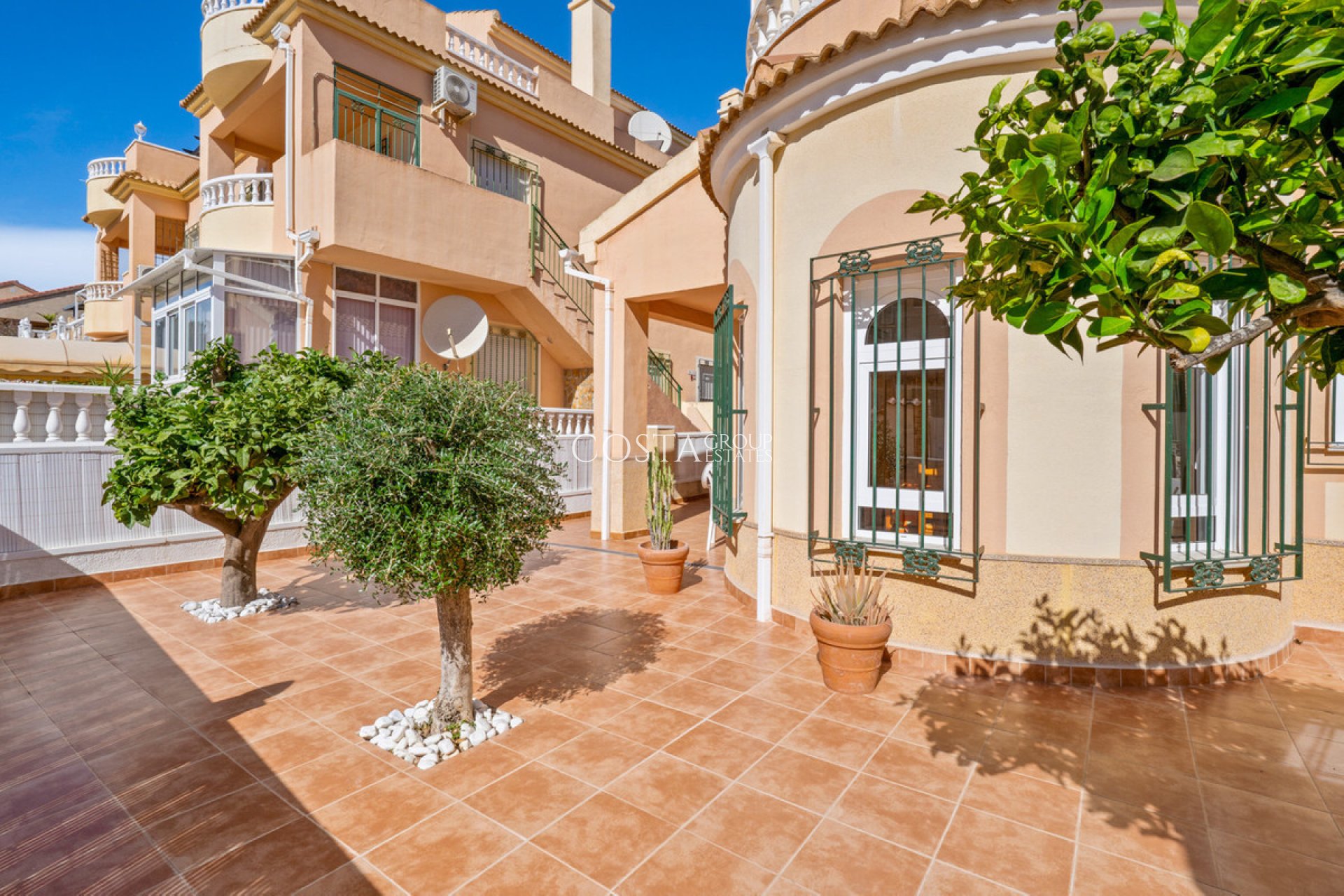 Revente - Maison -
Orihuela - Orihuela Costa