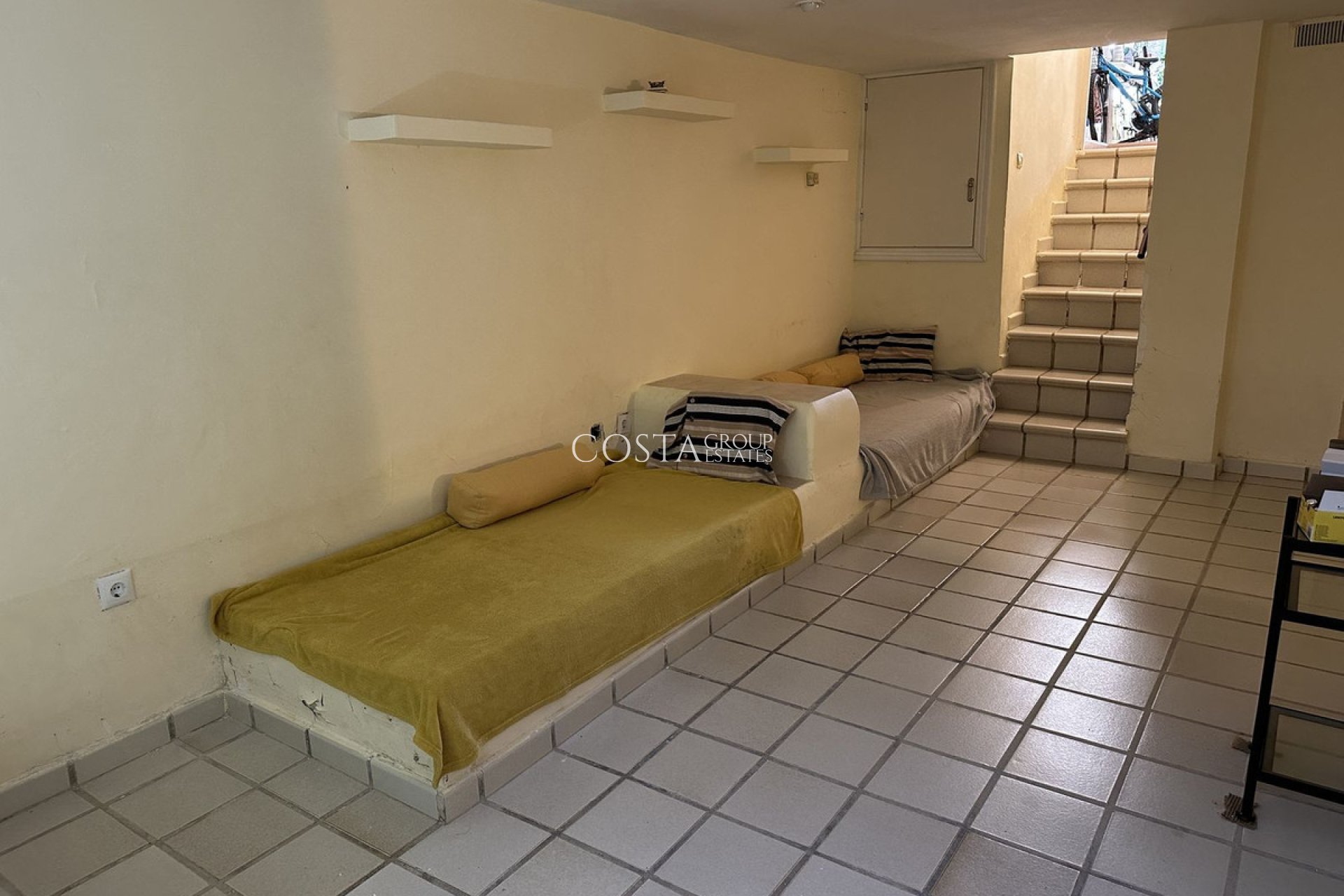 Revente - Maison -
Orihuela - Orihuela Costa