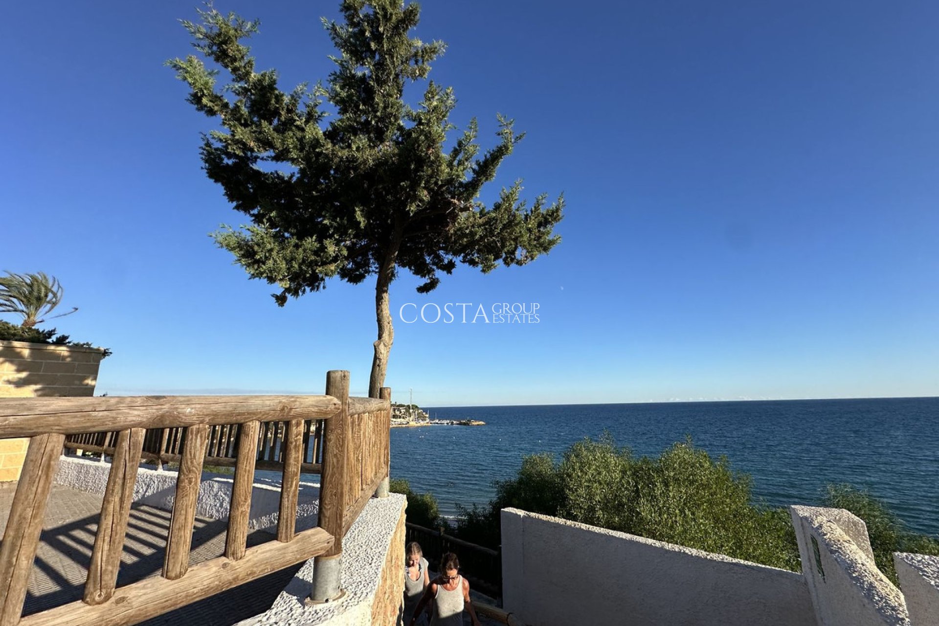 Revente - Maison -
Orihuela - Orihuela Costa