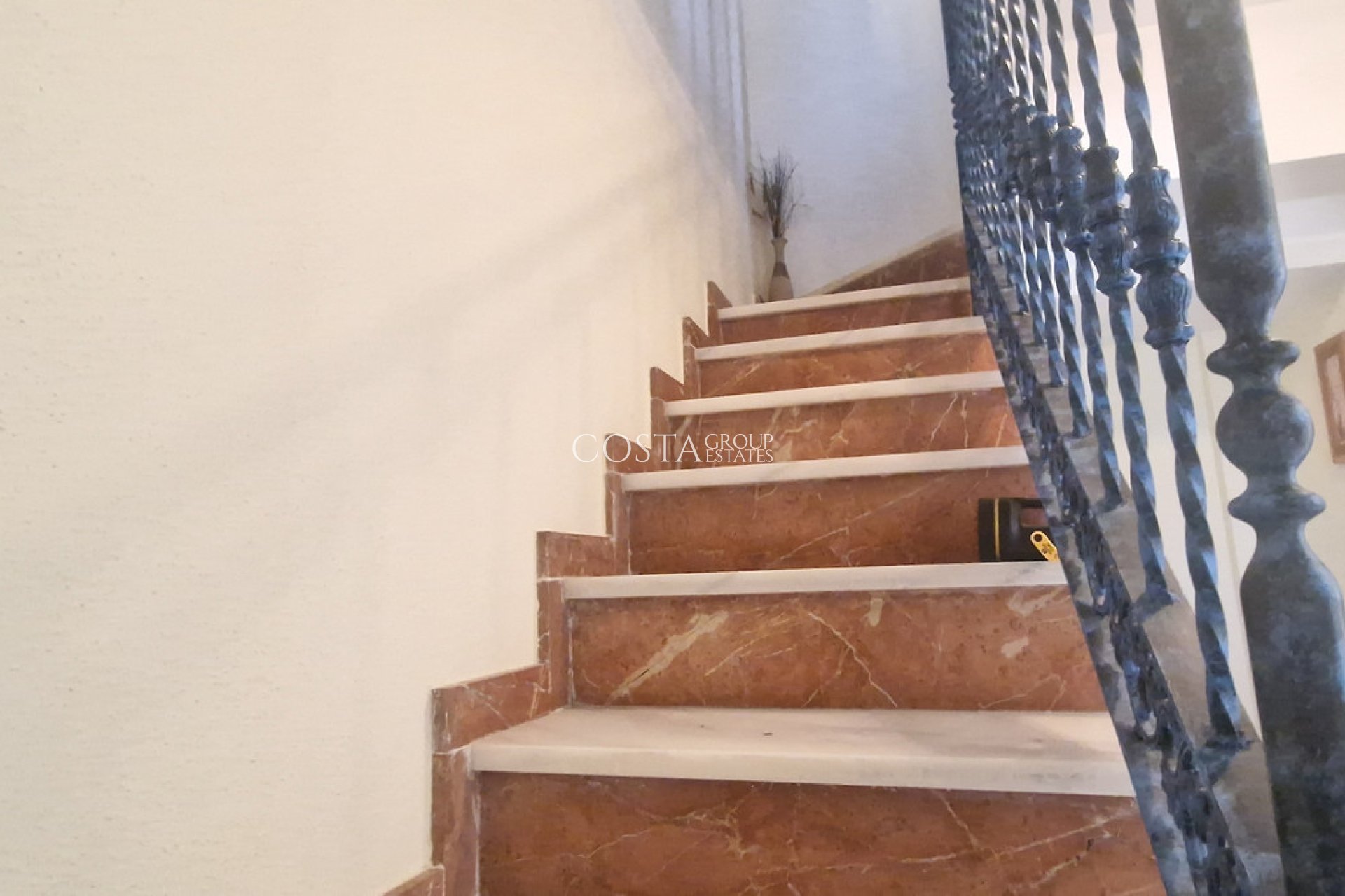 Revente - Maison -
Orihuela - Orihuela Costa