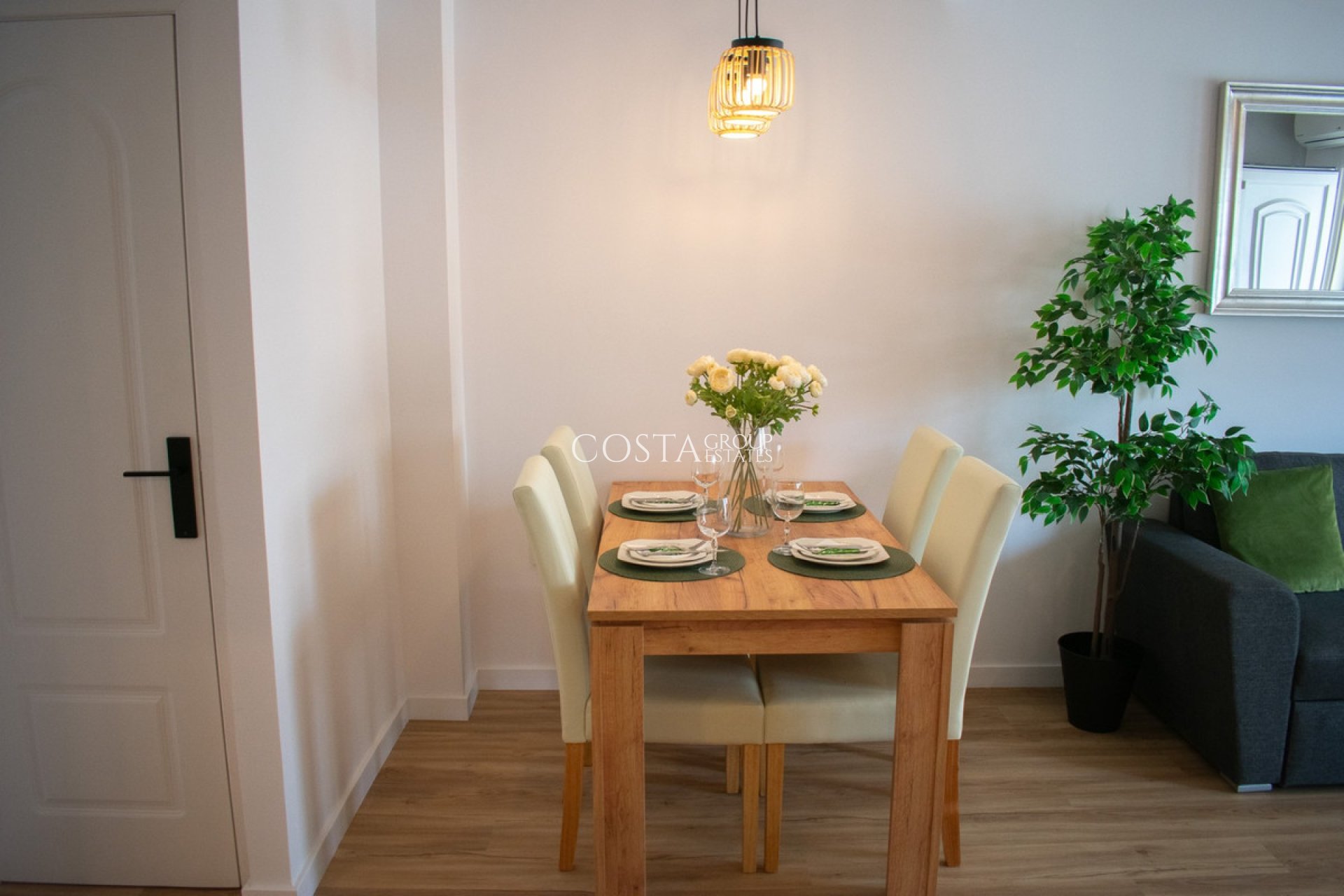 Revente - Maison -
Orihuela - Punta Prima