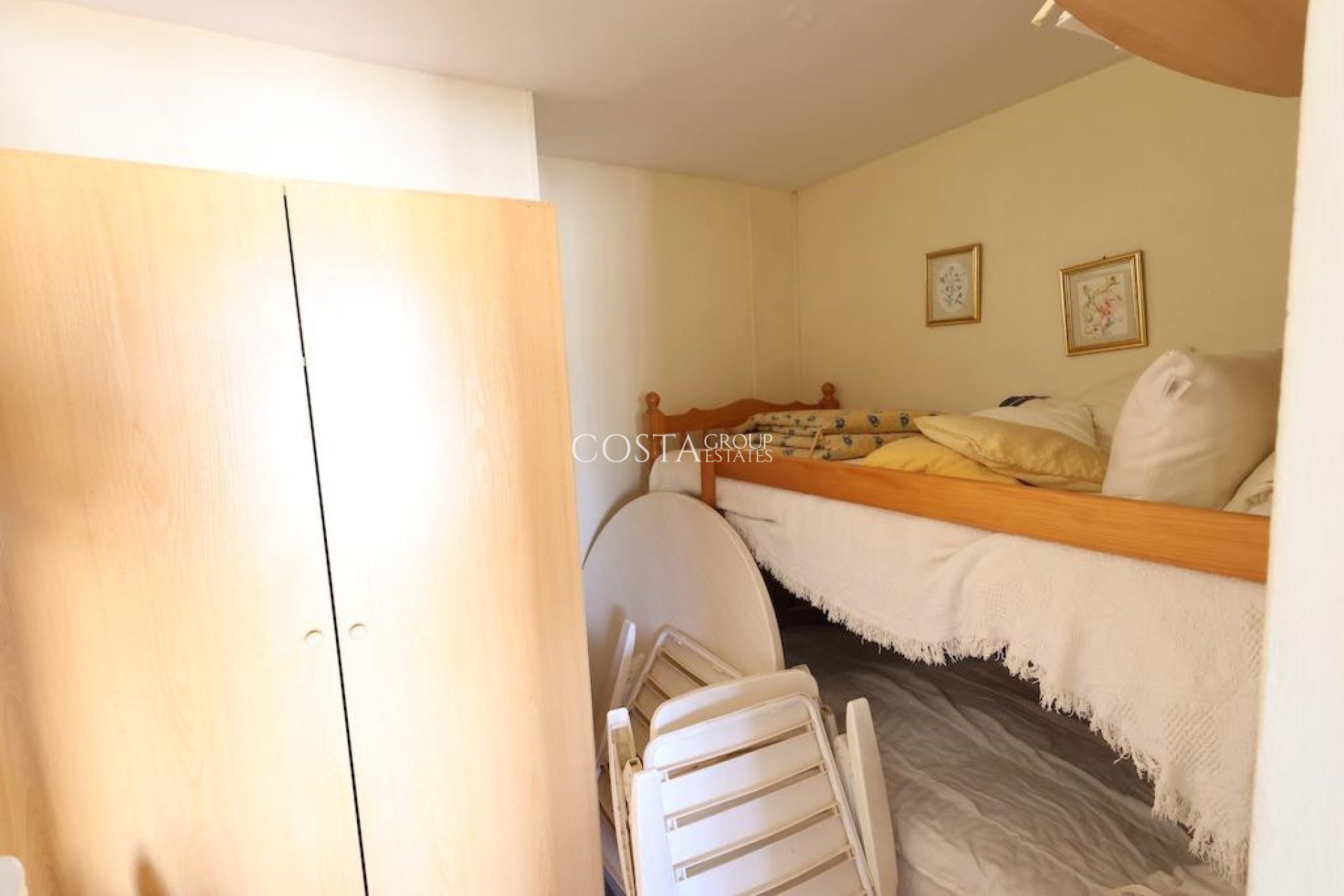 Revente - Maison -
Orihuela - Villamartin