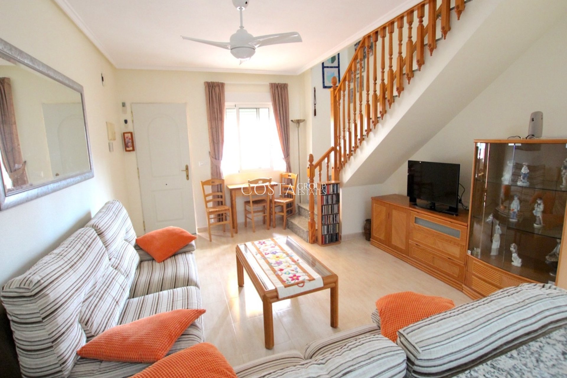 Revente - Maison -
Orihuela - Villamartin