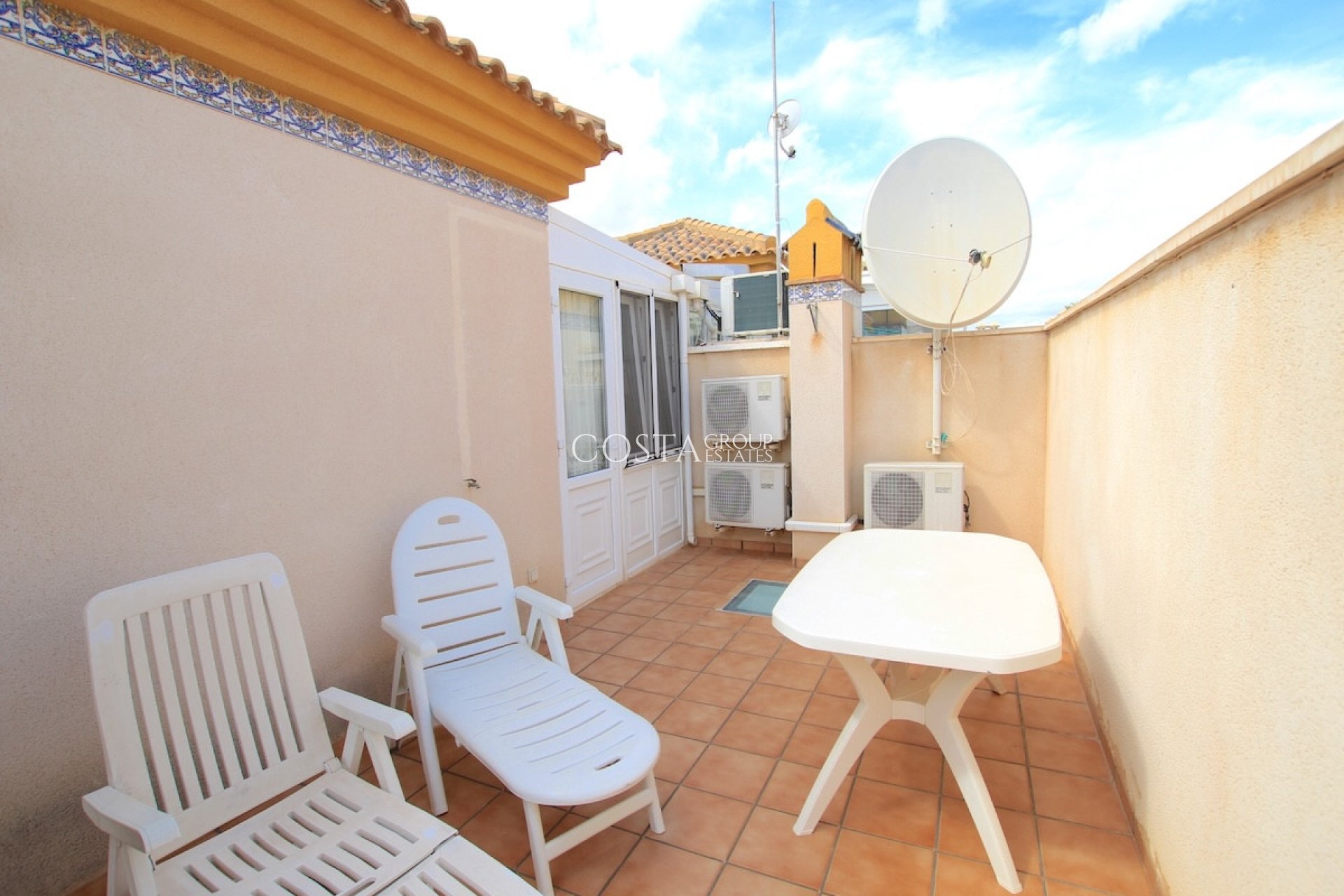 Revente - Maison -
Orihuela - Villamartin