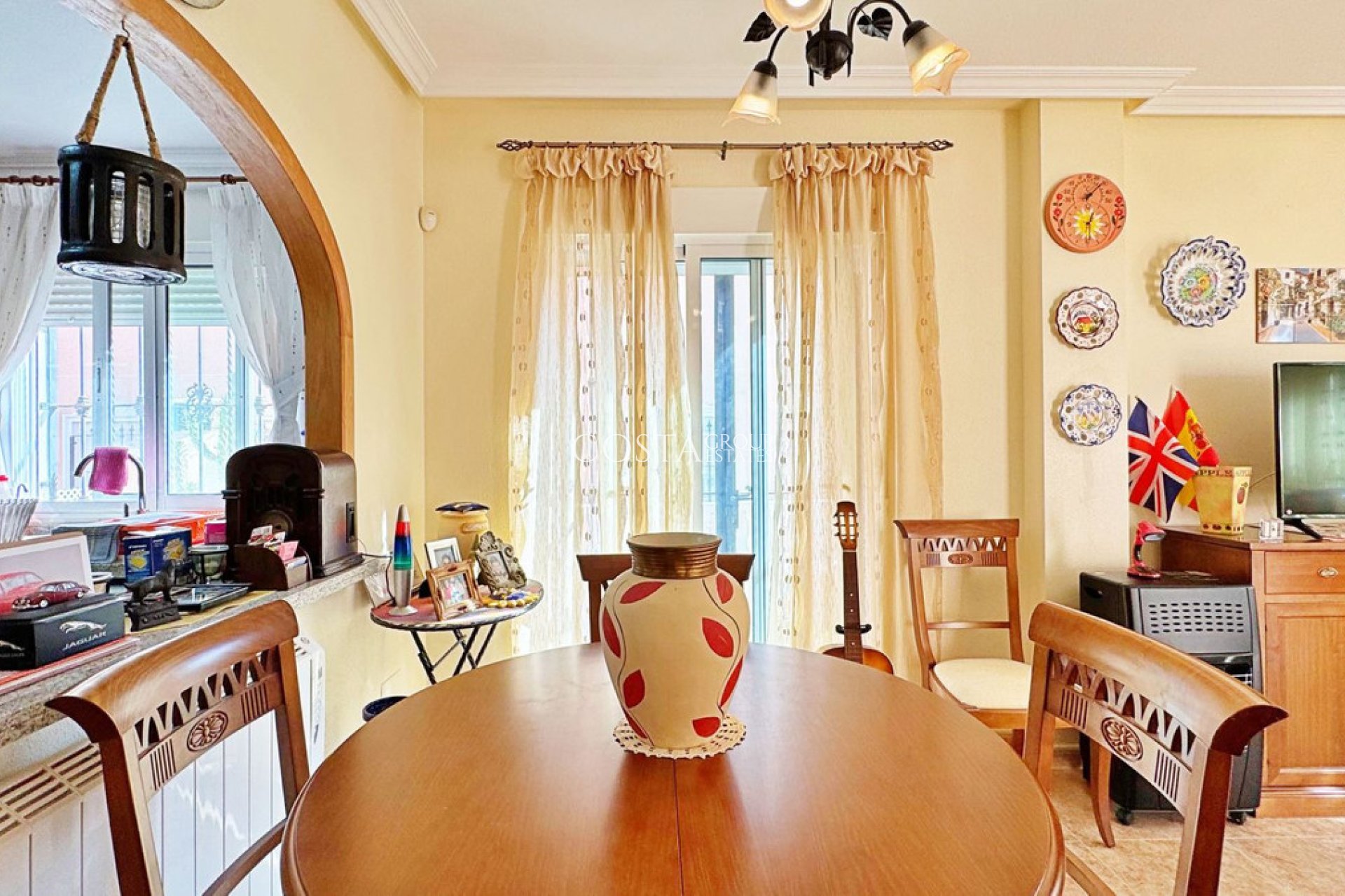 Revente - Maison -
Orihuela - Villamartin