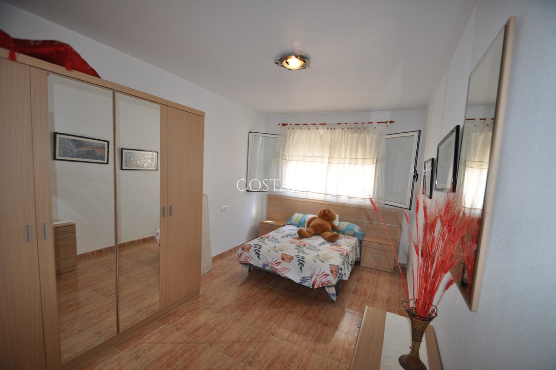 Revente - Maison -
Pinoso - Pinoso Centro