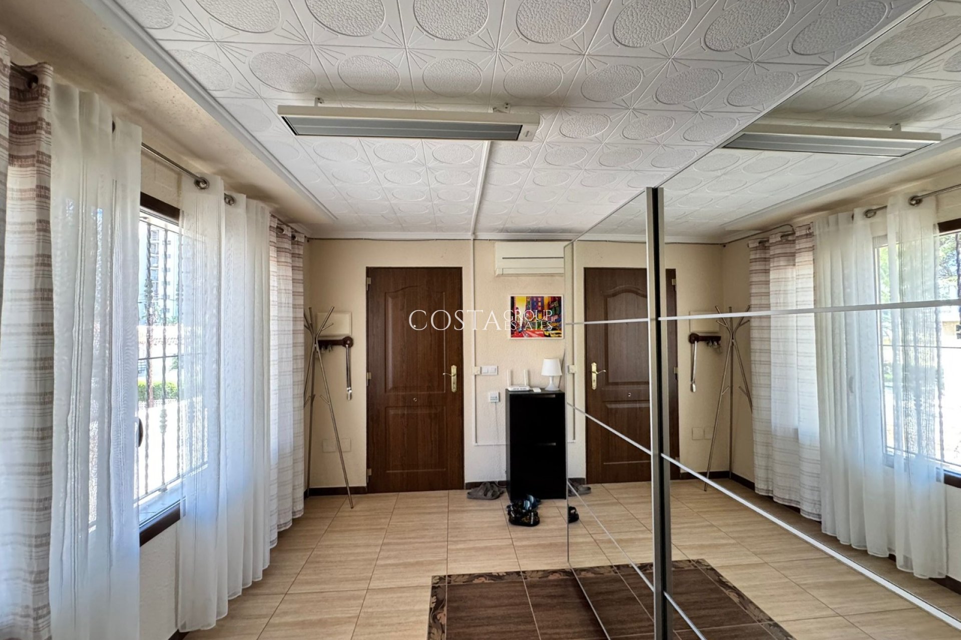 Revente - Maison -
Punta Prima