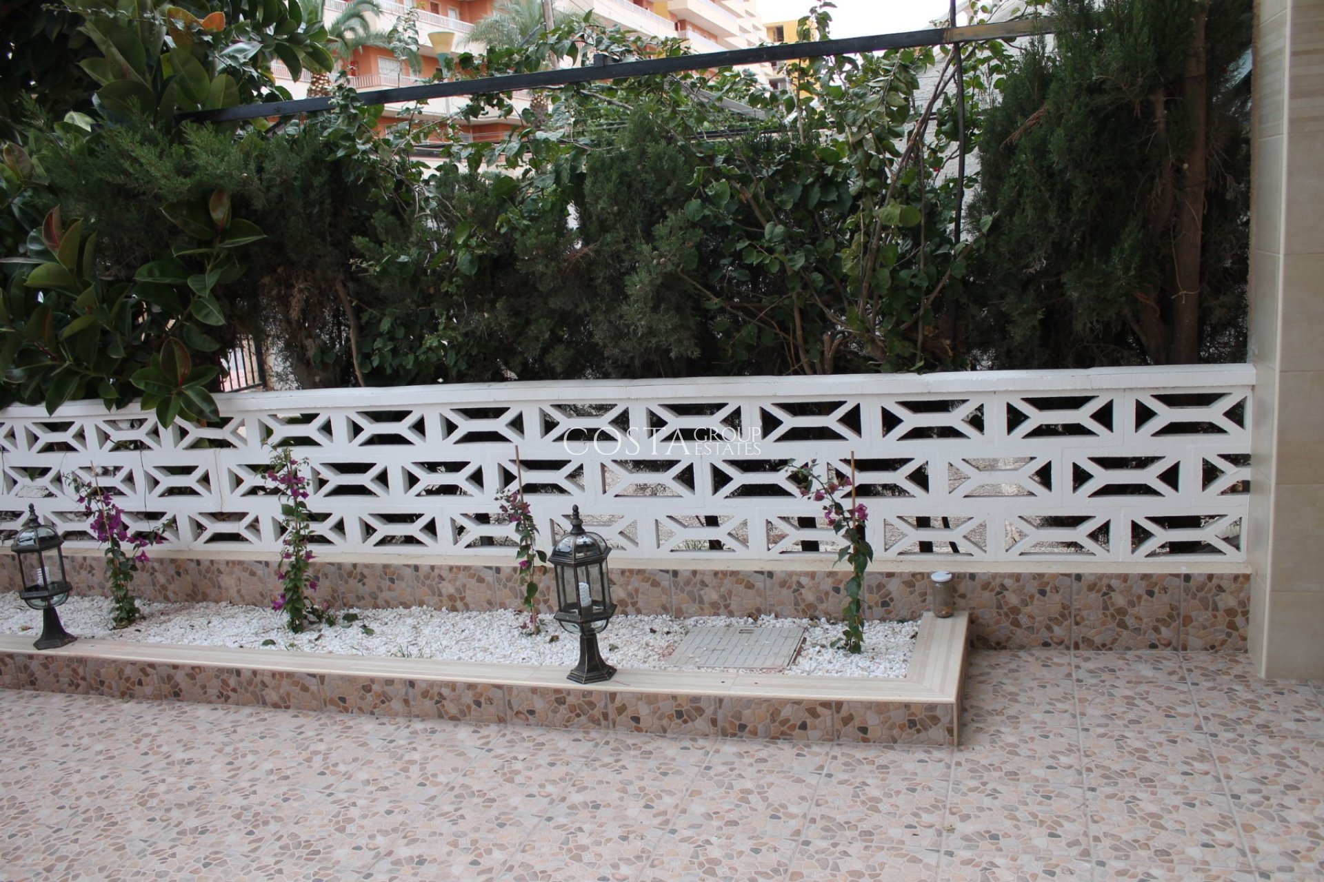 Revente - Maison -
Punta Prima