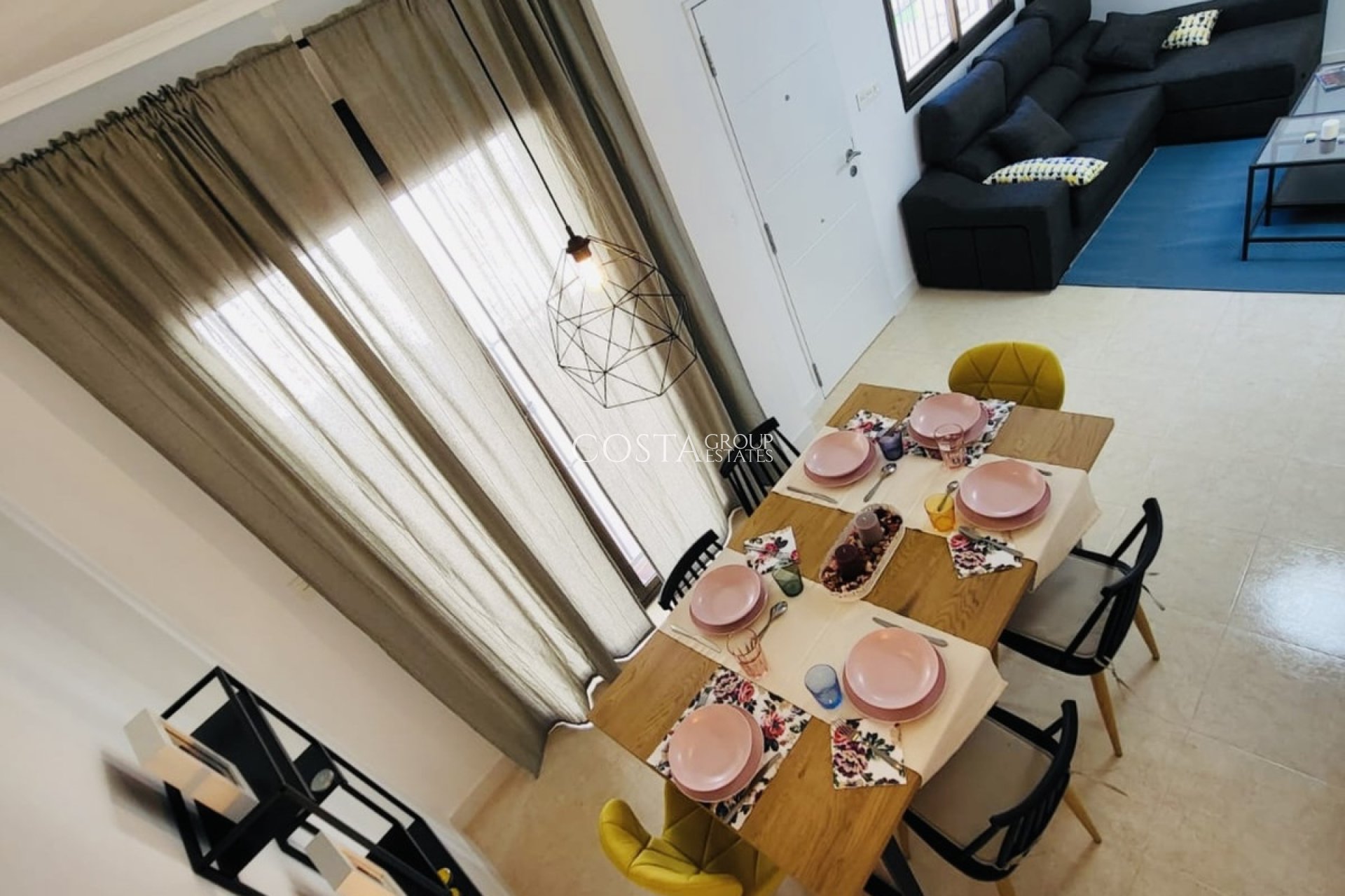 Revente - Maison -
San Miguel de Salinas - San Miguel de Salinas Centro