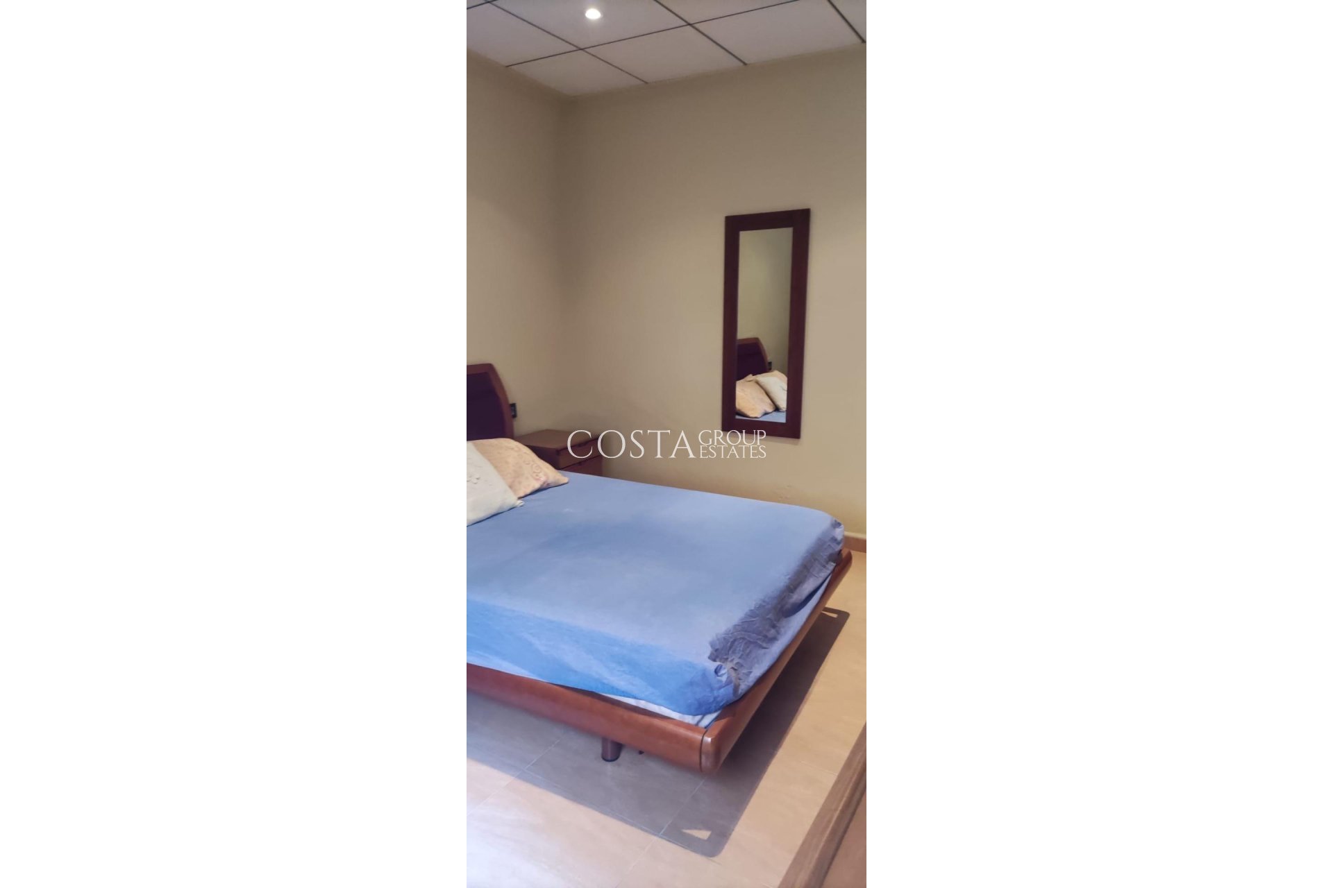 Revente - Maison -
Torrevieja - Torrevieja Centro