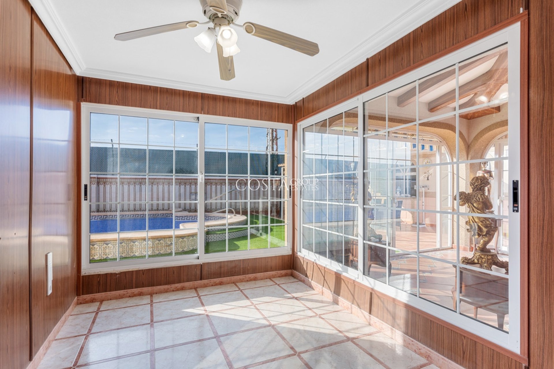 Revente - Maison -
Torrevieja - Torrevieja Centro