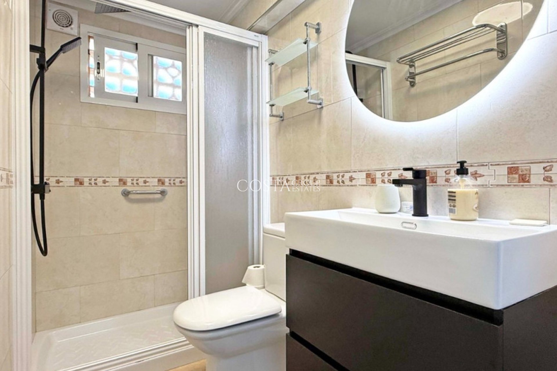 Revente - Maison -
Torrevieja - Torrevieja Centro