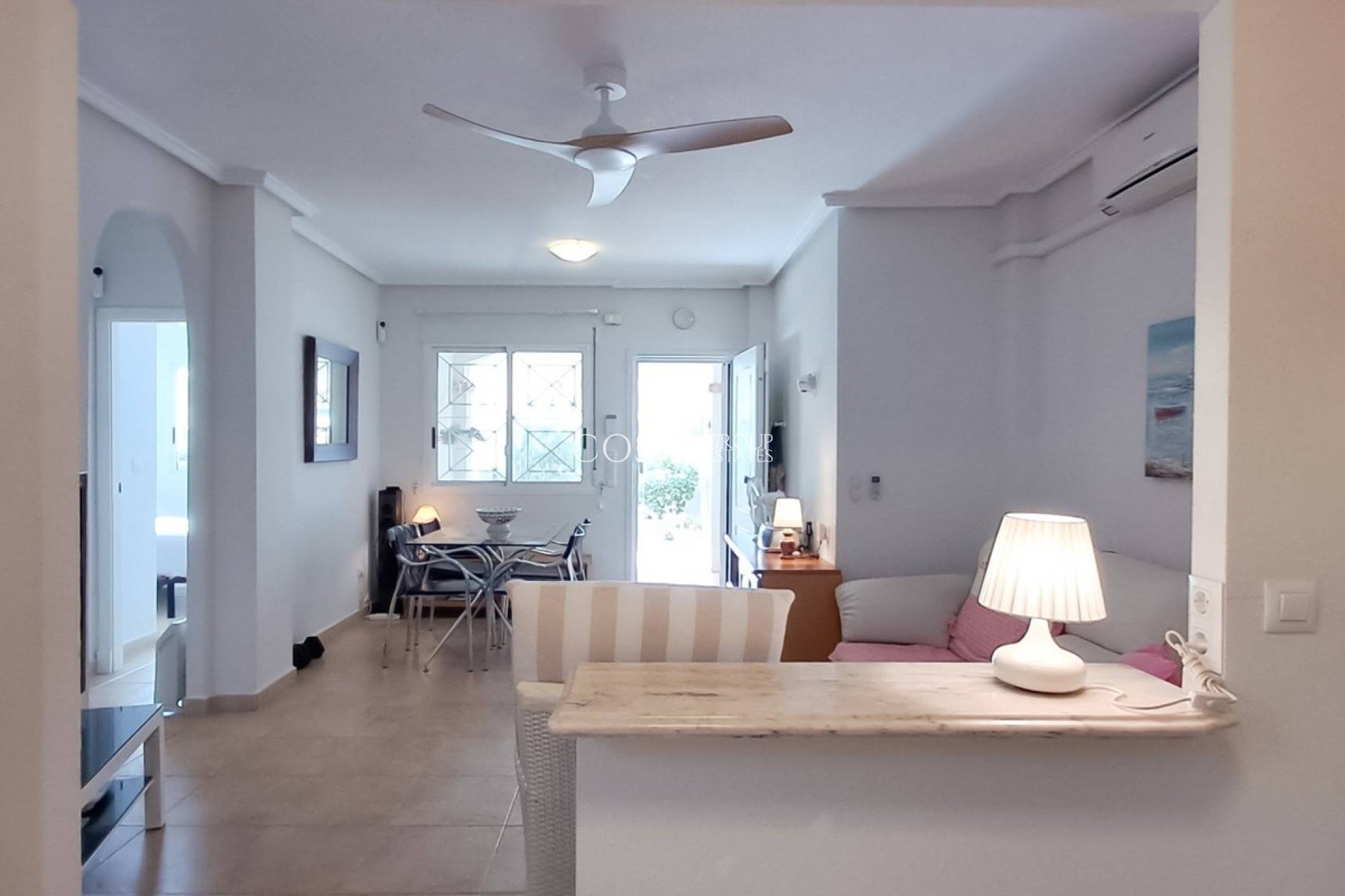 Revente - Maison -
Torrevieja - Torrevieja Centro