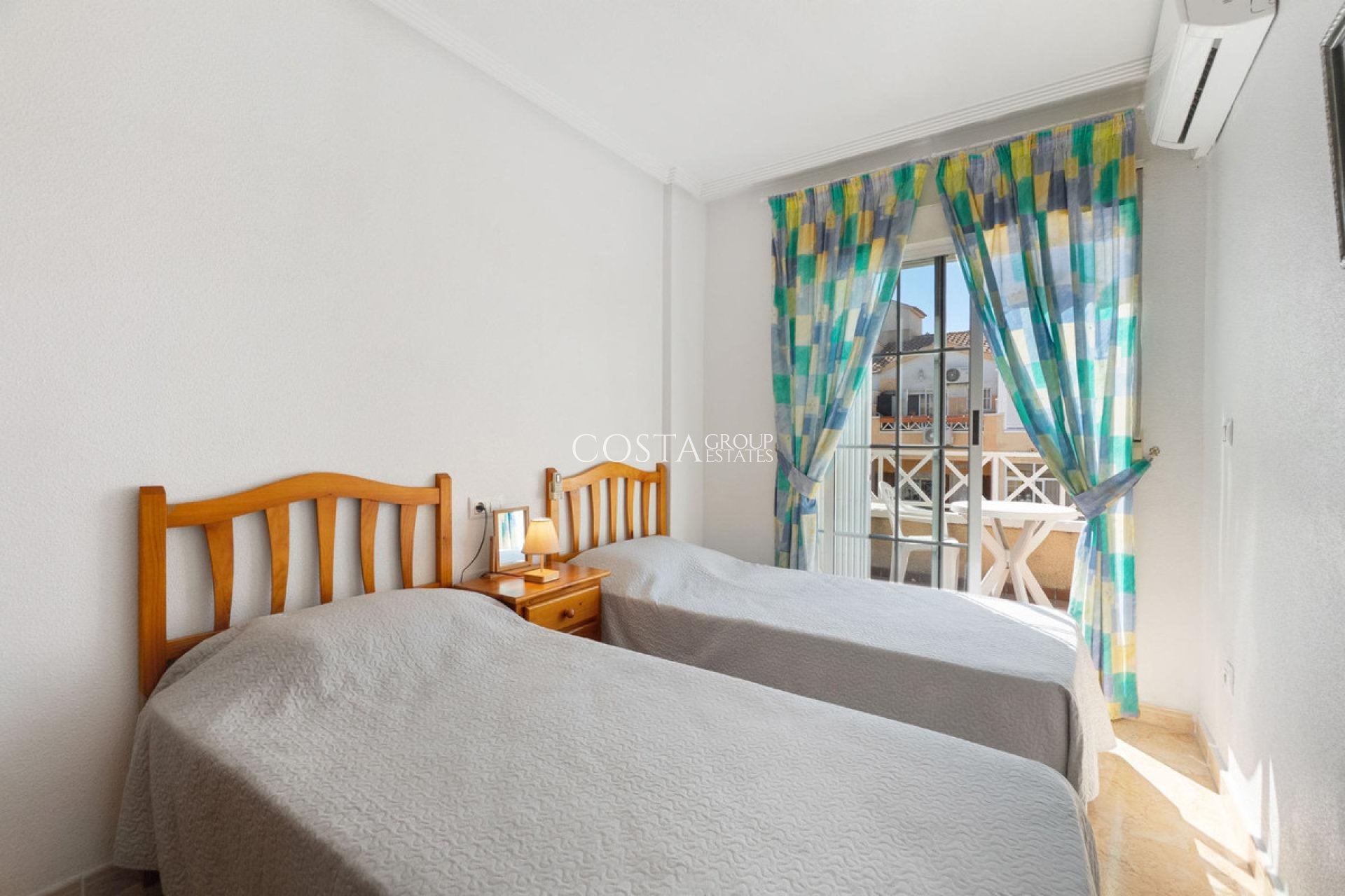 Revente - Maison -
Torrevieja - Torrevieja Centro