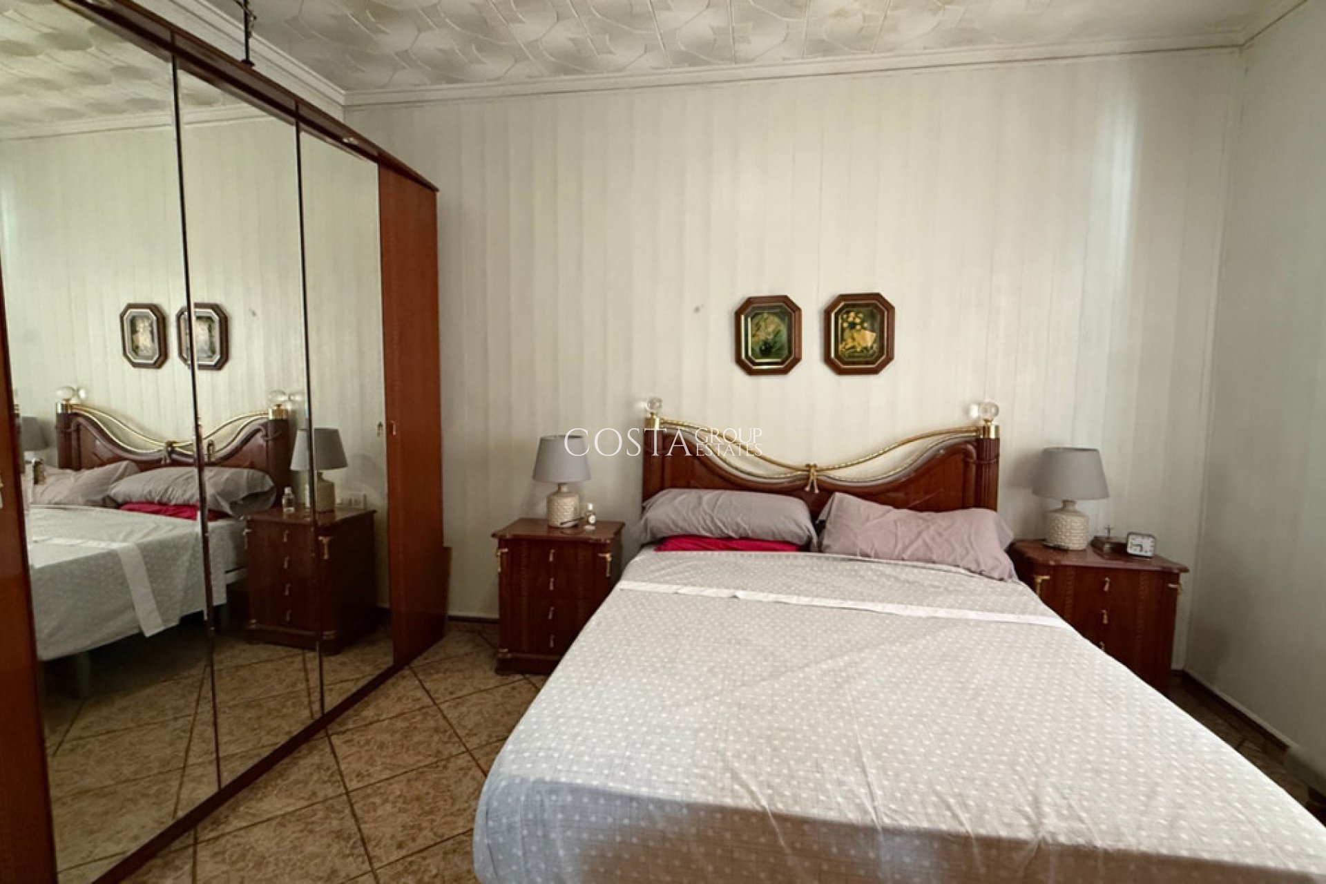 Revente - Maison -
Torrevieja - Torrevieja Centro