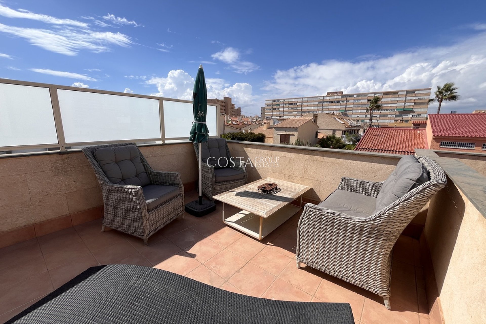 Revente - Maison -
Torrevieja - Torrevieja Centro