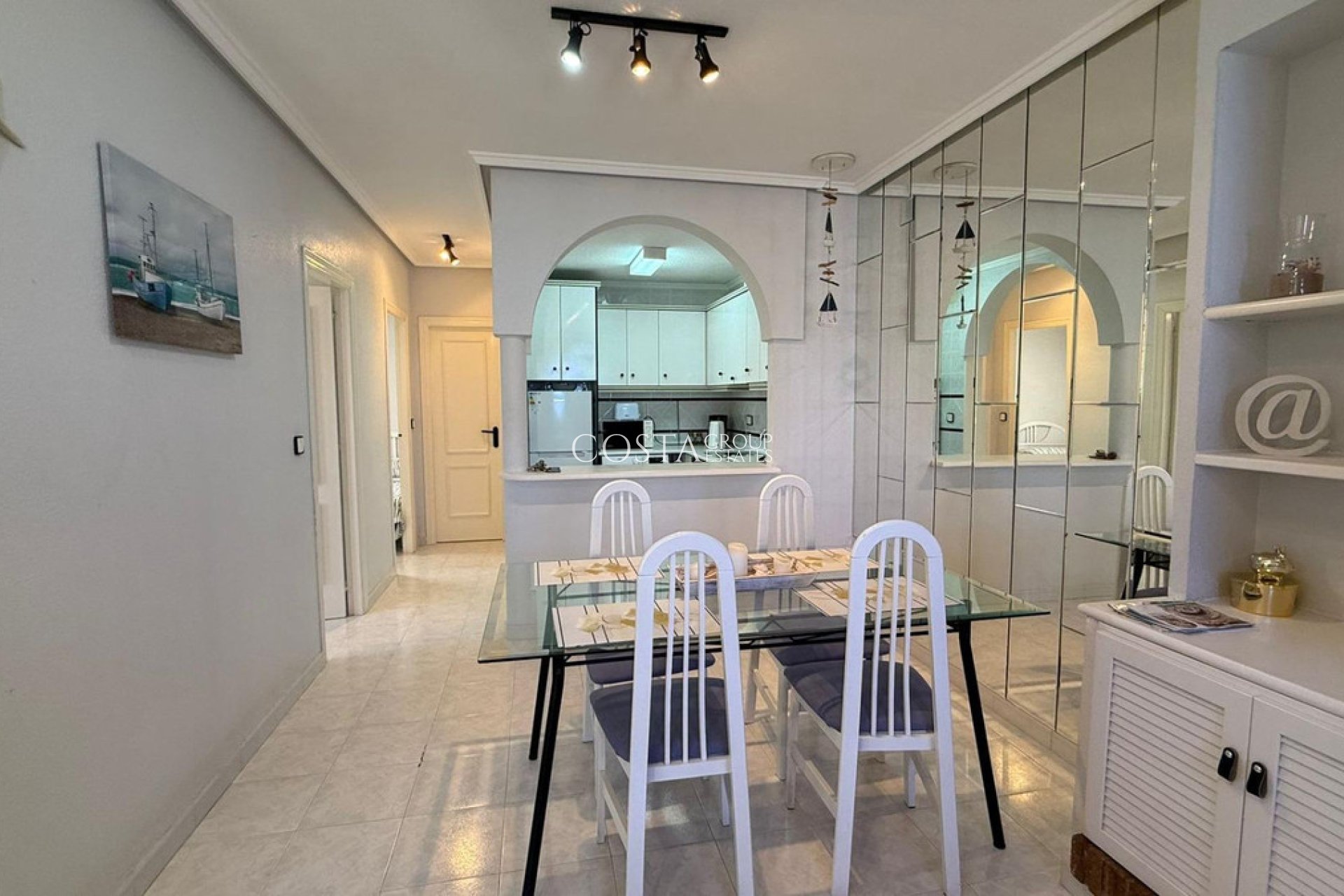 Revente - Maison -
Torrevieja - Torrevieja Centro