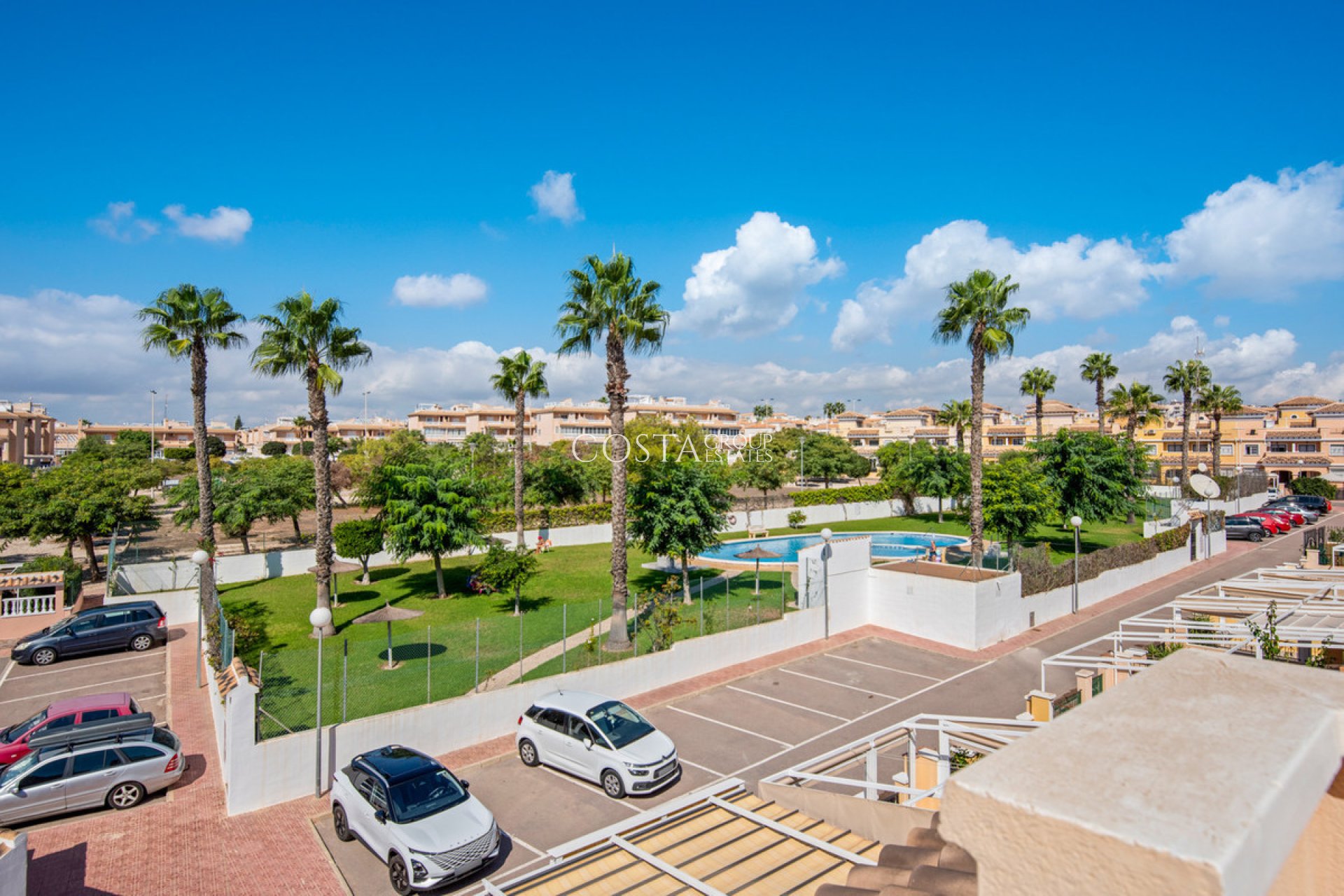 Revente - Maison -
Torrevieja - Torrevieja Centro
