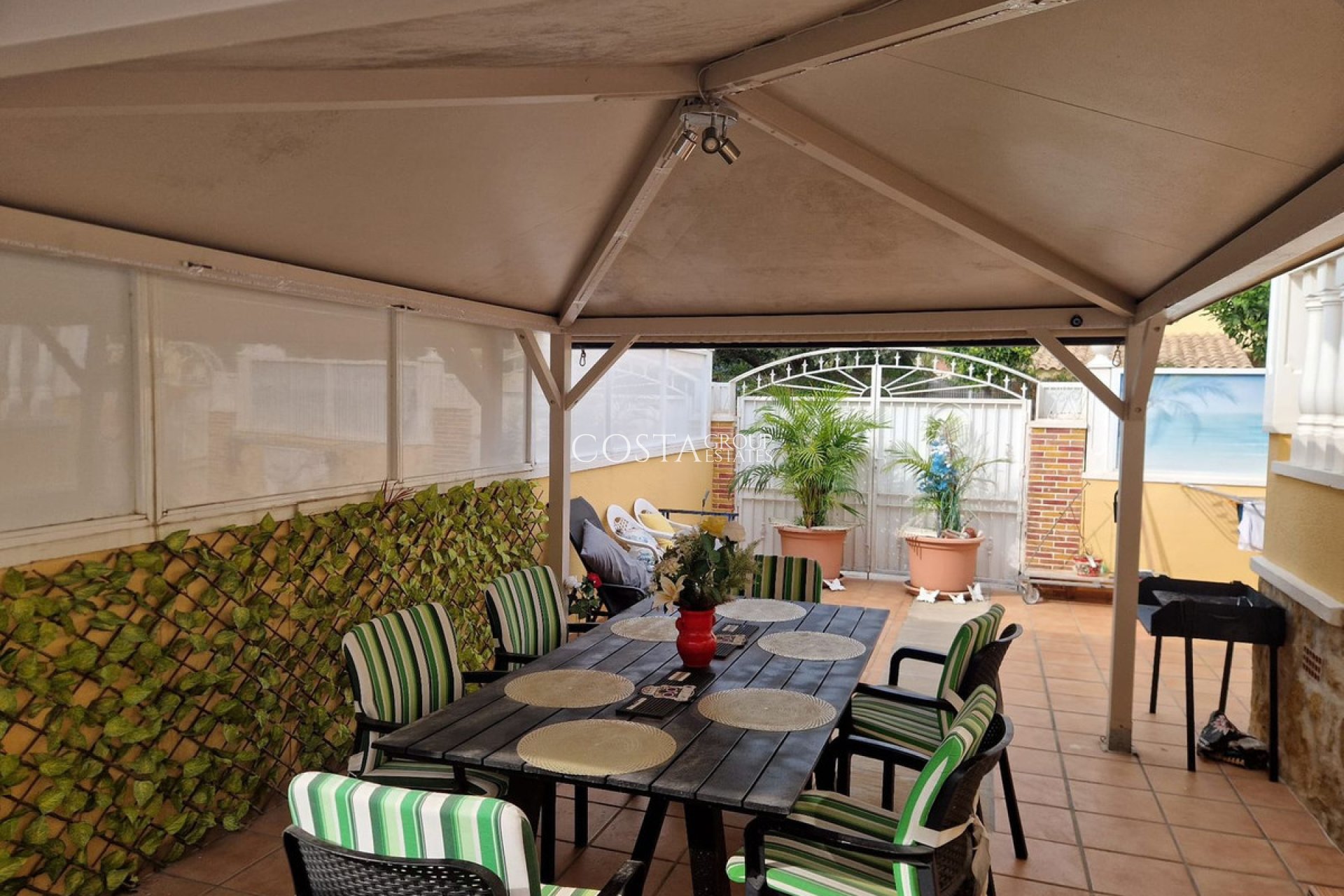 Revente - Maison -
Torrevieja - Torrevieja Centro