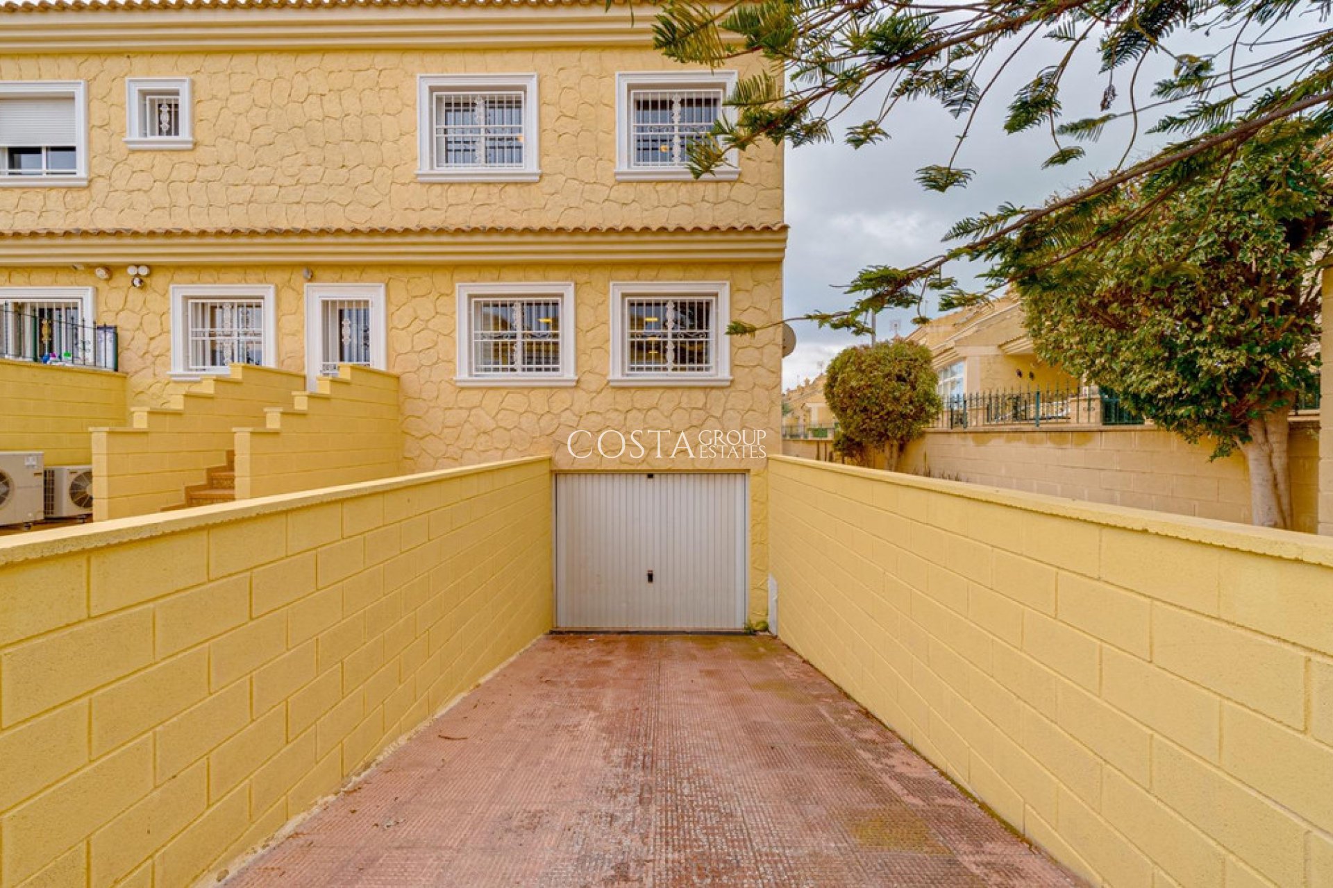 Revente - Maison -
Torrevieja - Torrevieja Centro