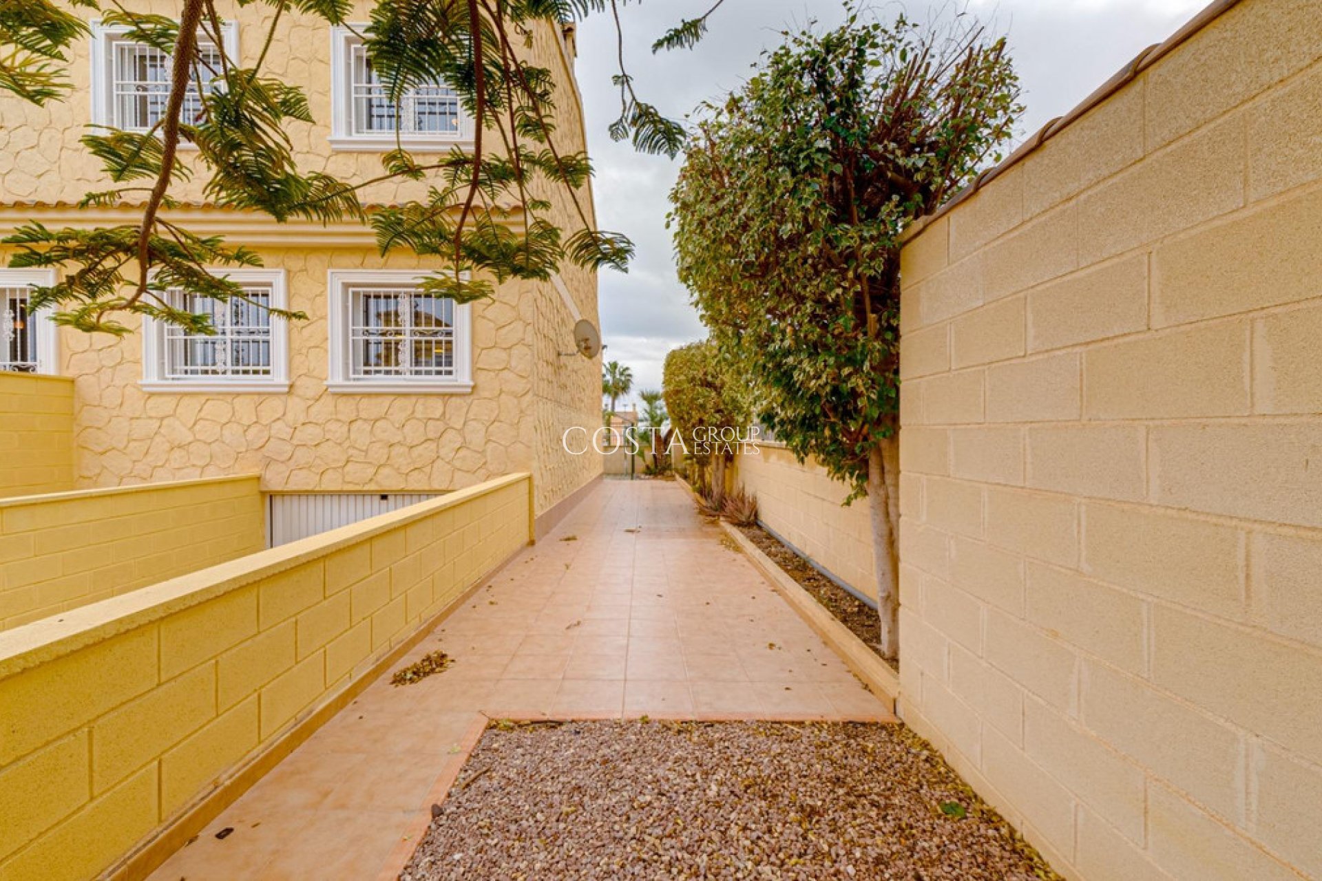 Revente - Maison -
Torrevieja - Torrevieja Centro