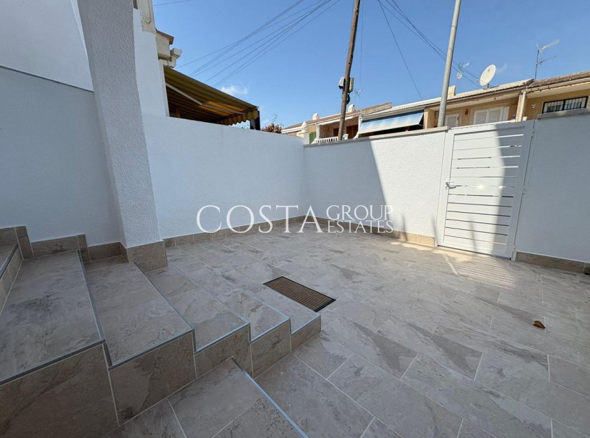 Revente - Maison -
Torrevieja - Torrevieja Centro