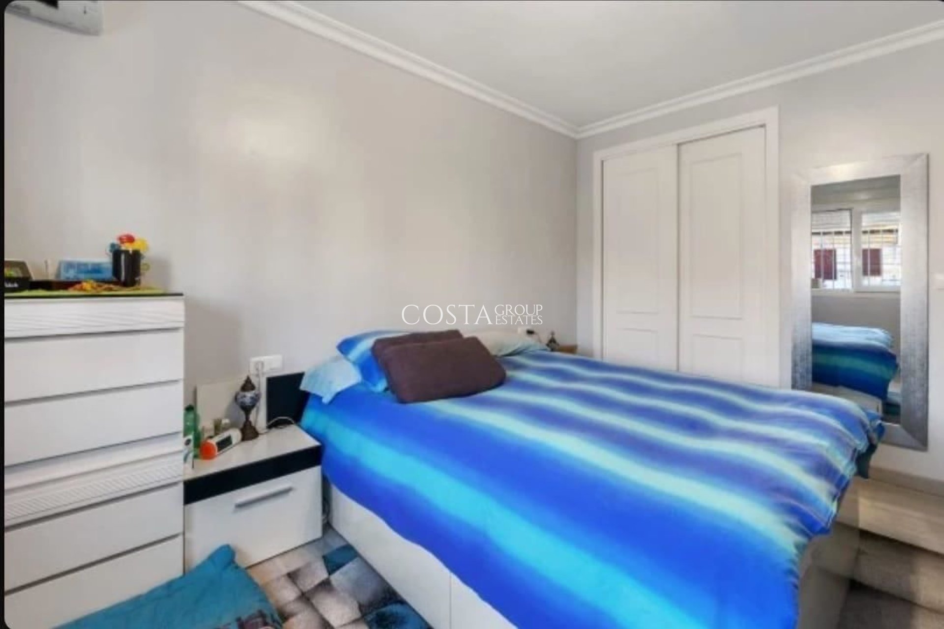 Revente - Maison -
Torrevieja - Torrevieja Centro