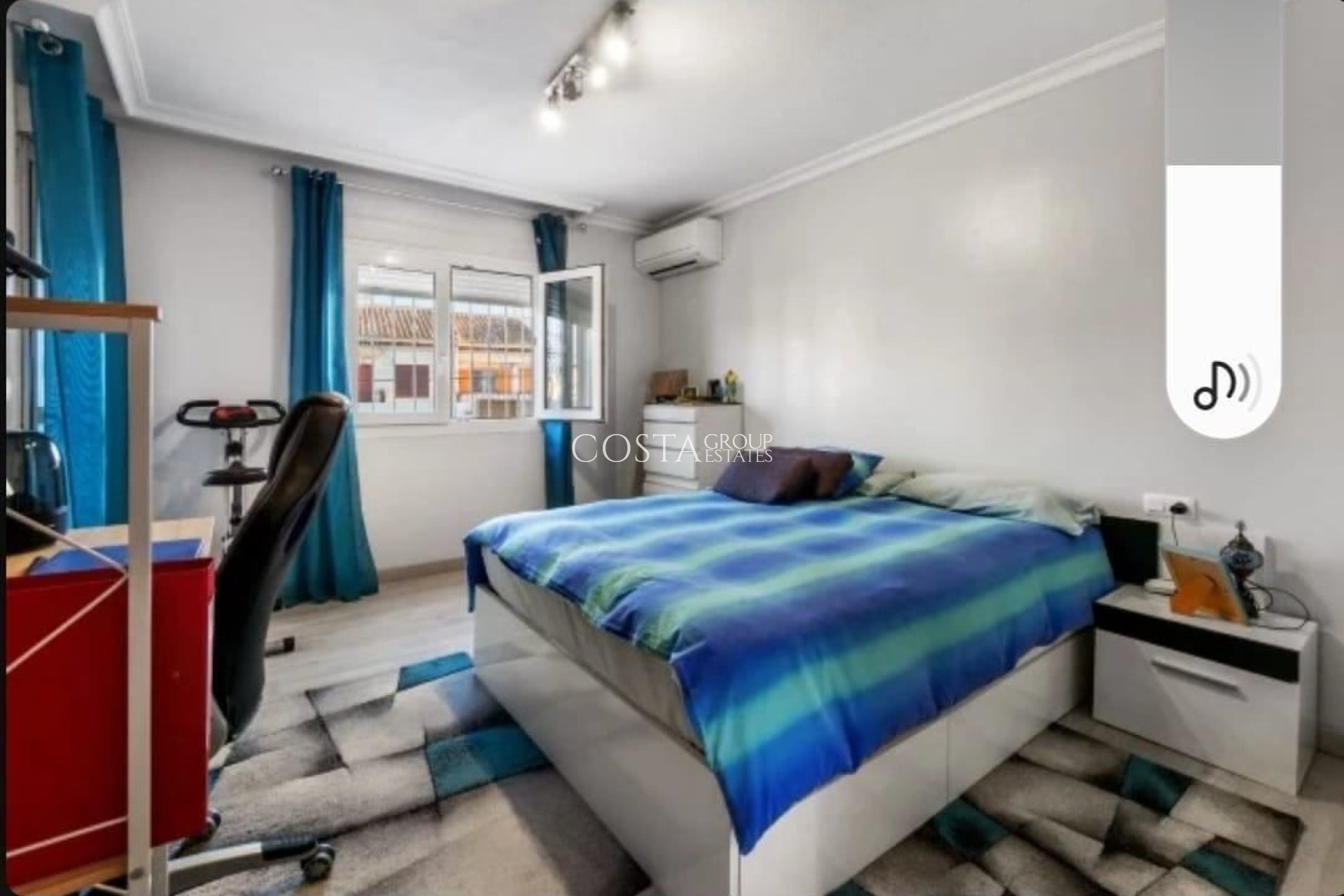 Revente - Maison -
Torrevieja - Torrevieja Centro