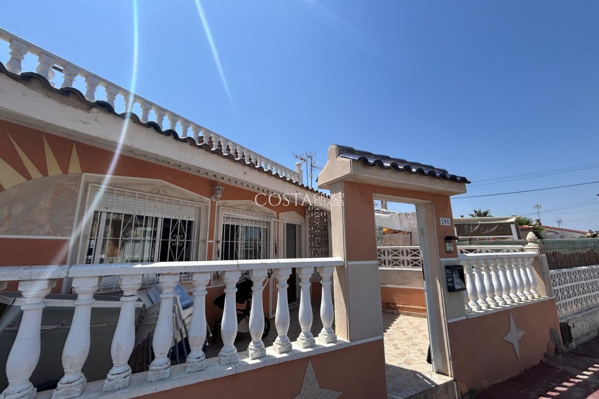 Revente - Maison -
Torrevieja - Torrevieja Centro
