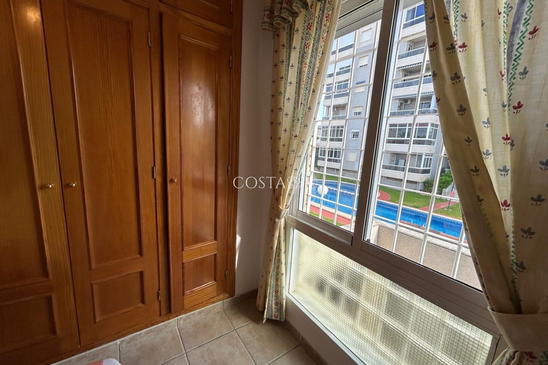 Revente - Maison -
Torrevieja - Torrevieja Centro