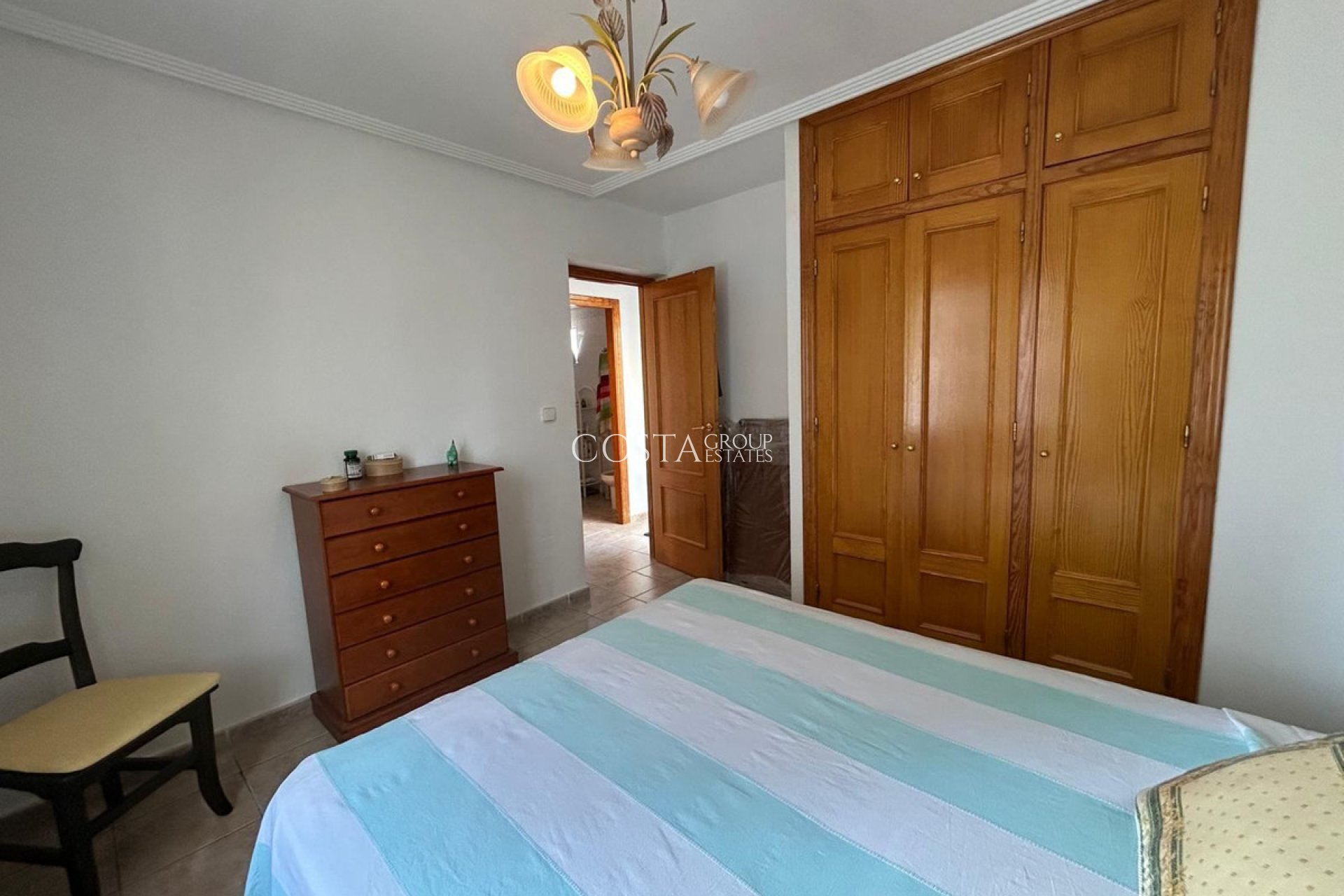 Revente - Maison -
Torrevieja - Torrevieja Centro