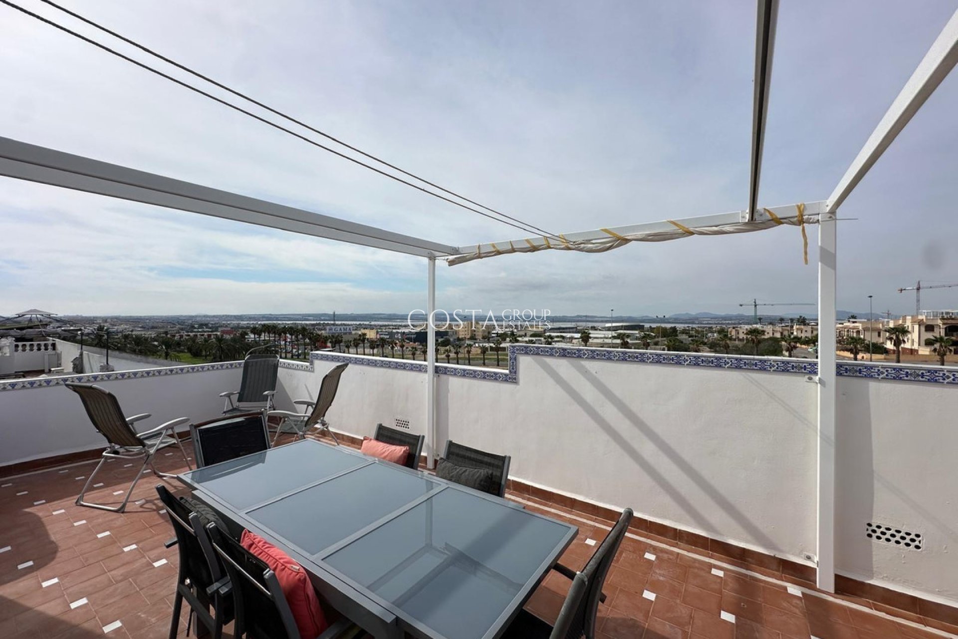 Revente - Maison -
Torrevieja - Torrevieja Centro