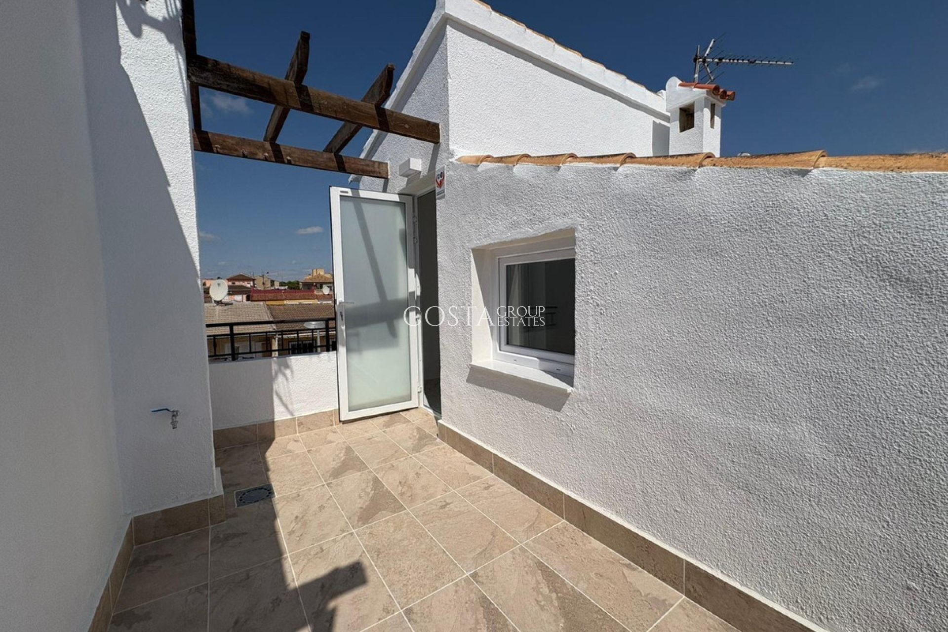 Revente - Maison -
Torrevieja