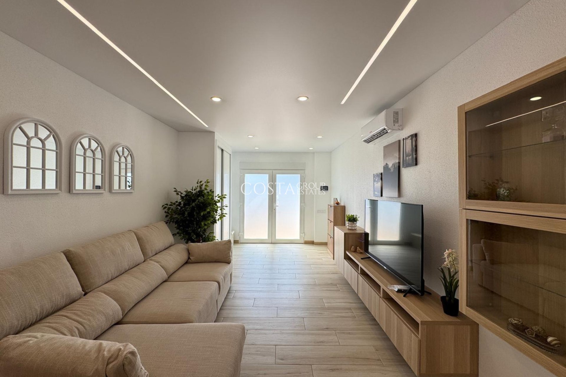 Revente - Maison -
Torrevieja