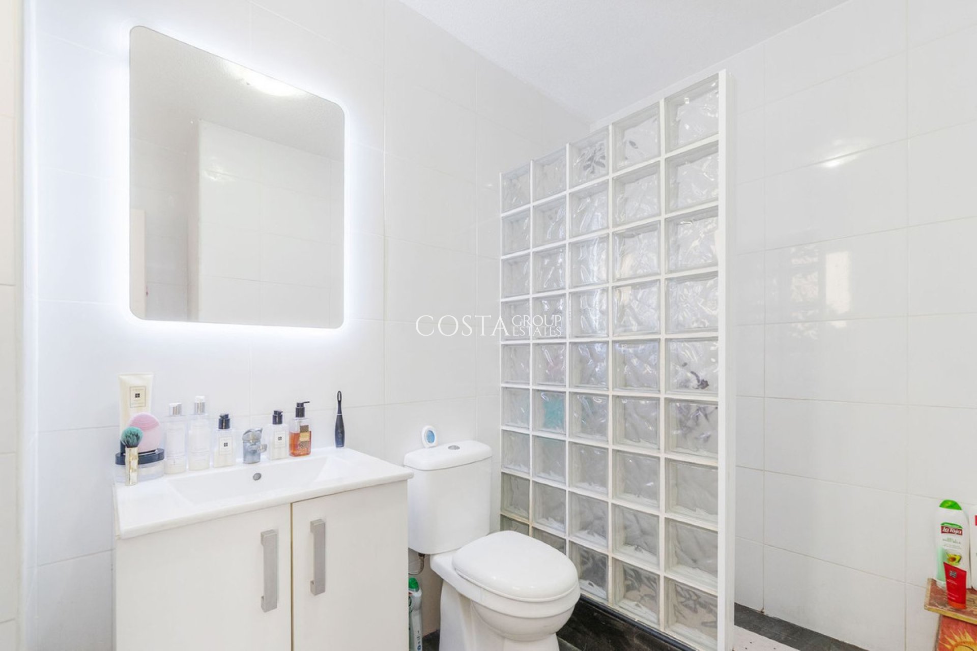 Revente - Maison -
Torrevieja