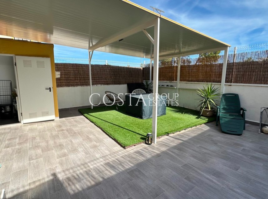 Revente - Maison -
Urbanización El Raso