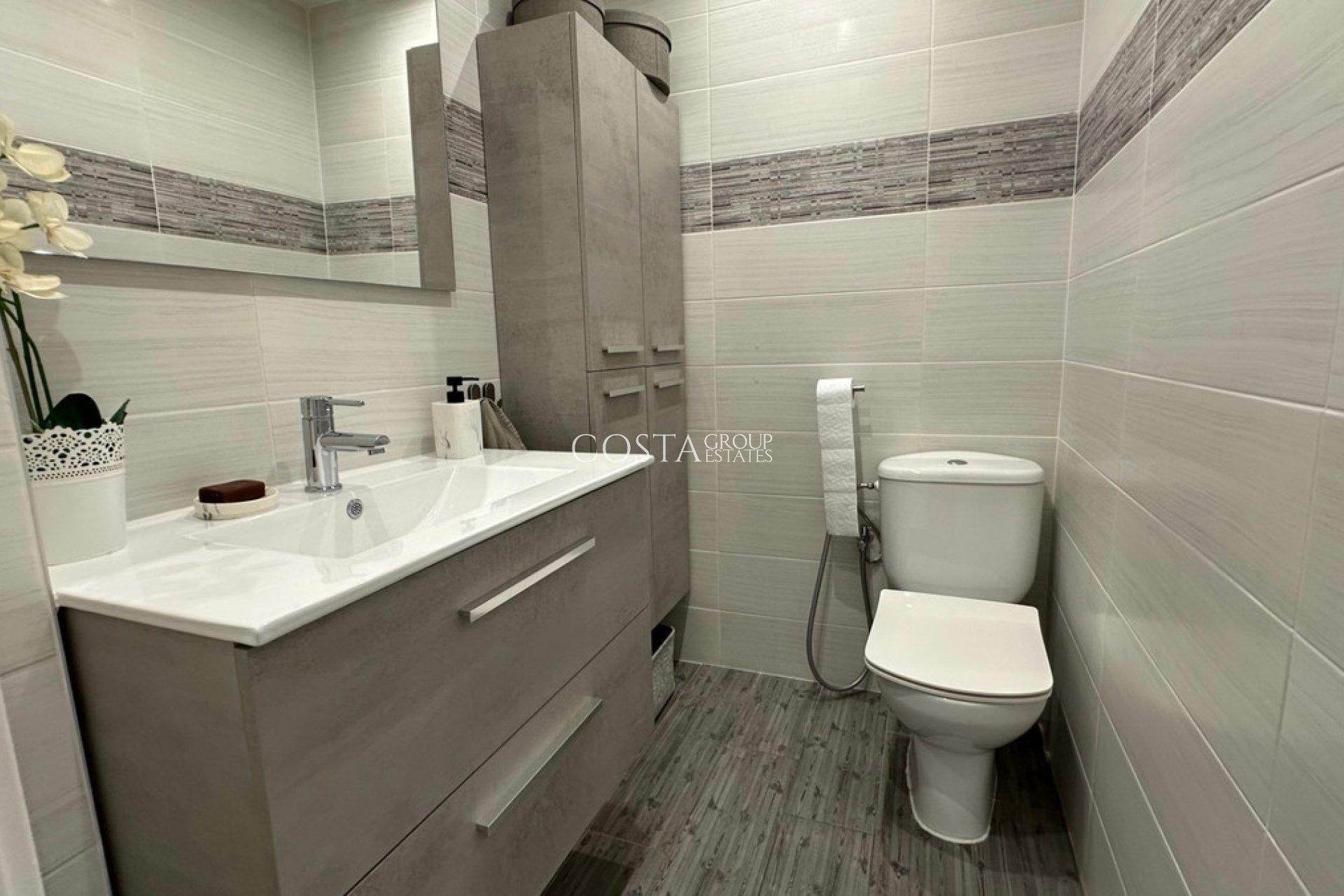 Revente - Maison -
Urbanización El Raso