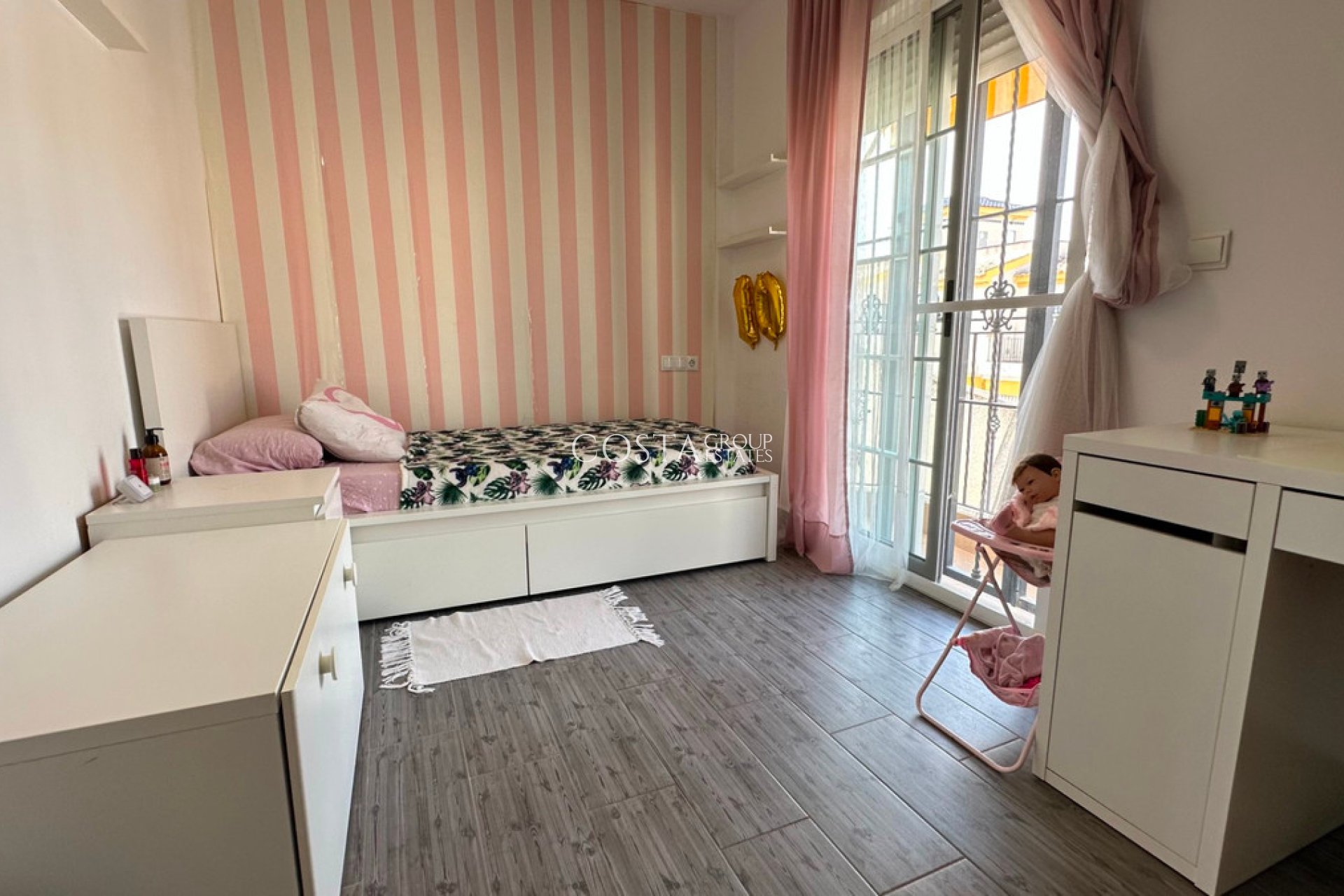 Revente - Maison -
Urbanización El Raso