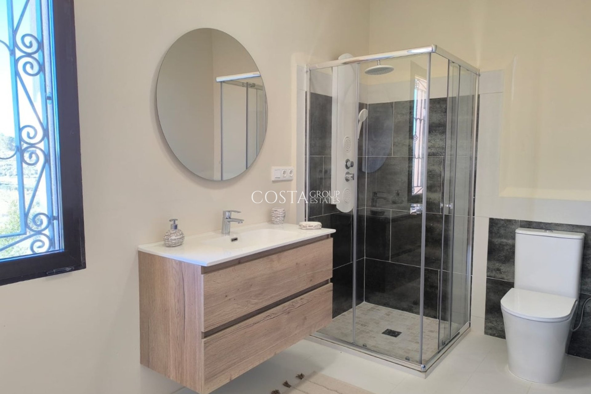 Revente - Villa -
Abanilla - Abanilla Centro