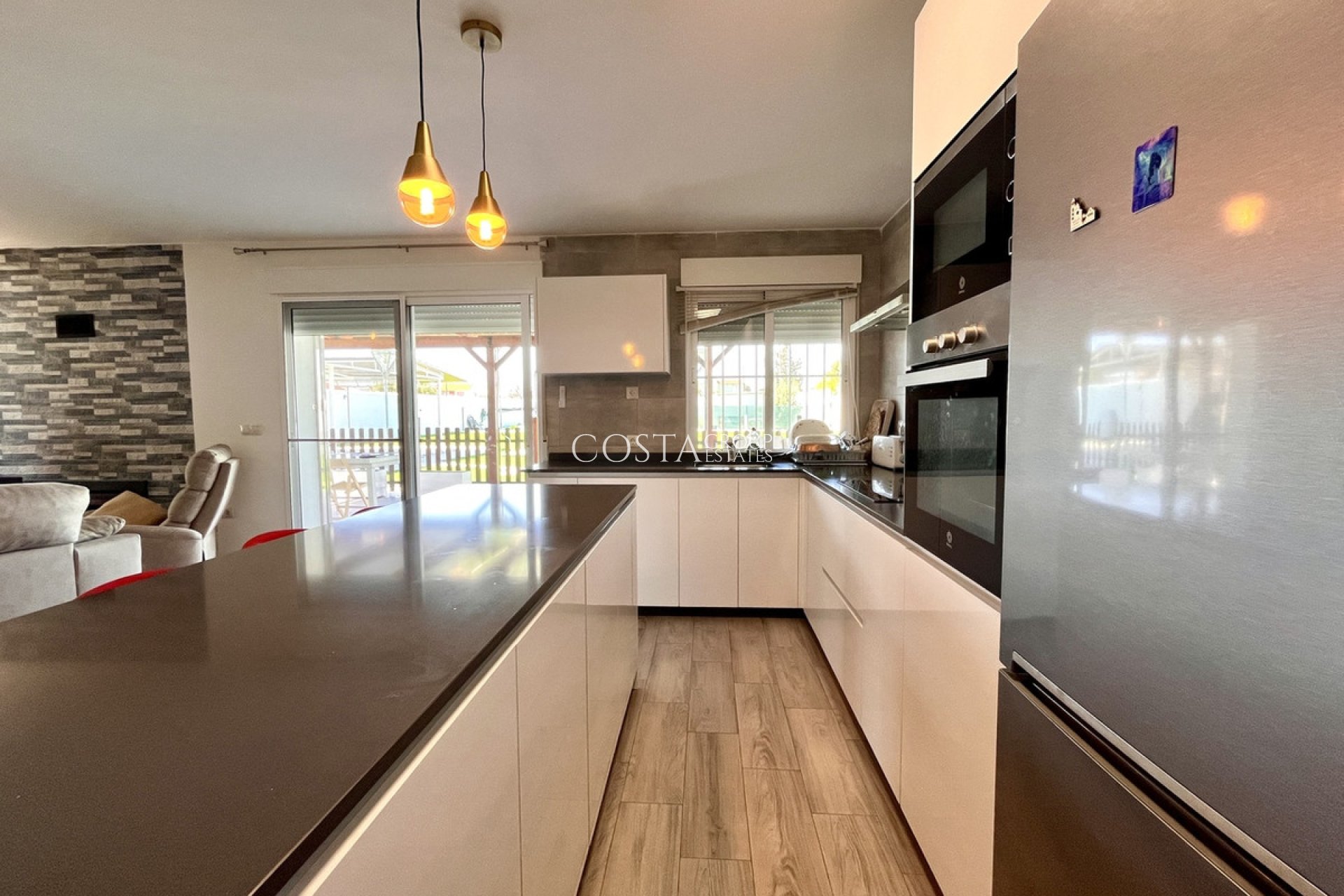 Revente - Villa -
Alcantarilla - Alcantarilla Centro