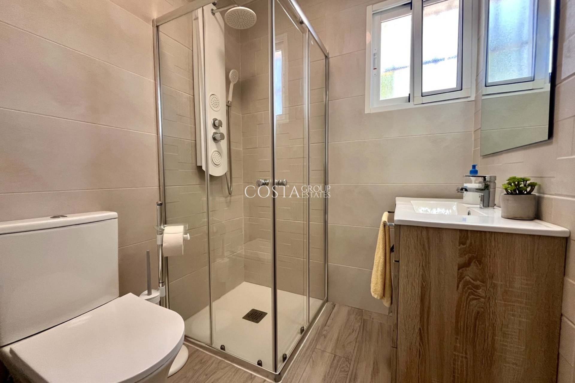 Revente - Villa -
Alcantarilla - Alcantarilla Centro