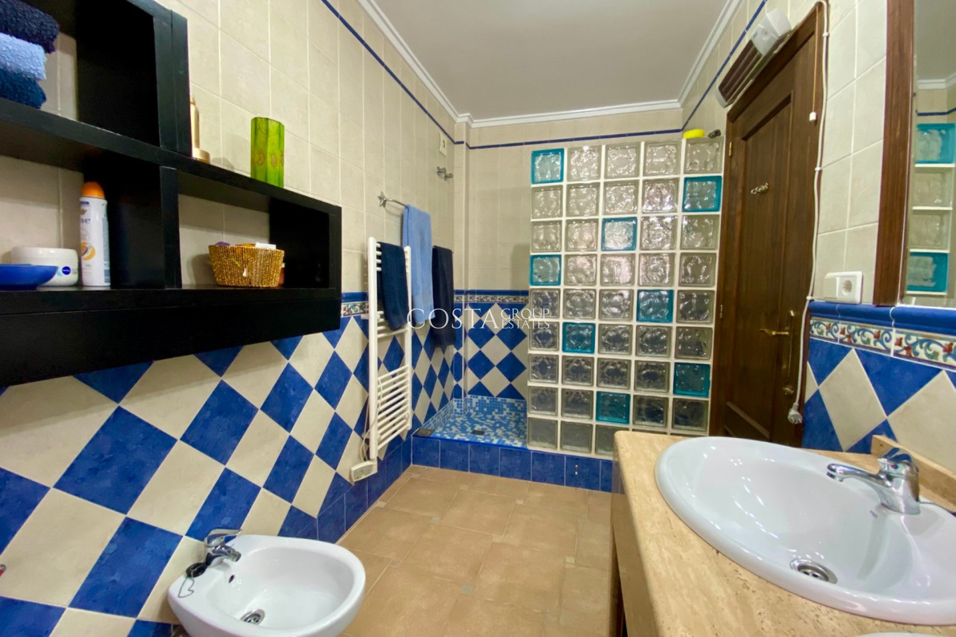 Revente - Villa -
Algorfa - Algorfa Centro