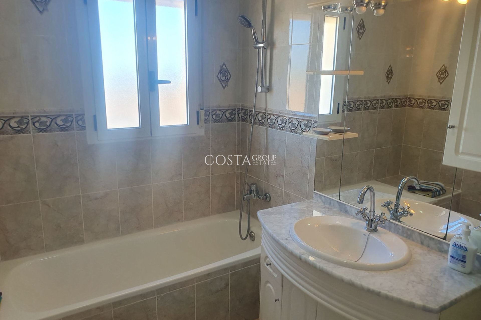 Revente - Villa -
Algorfa - Algorfa Centro