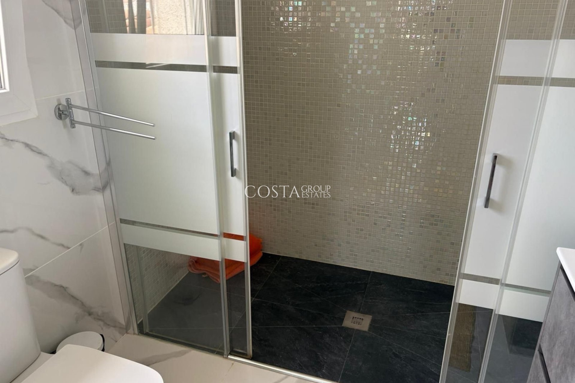 Revente - Villa -
Algorfa - Algorfa Centro