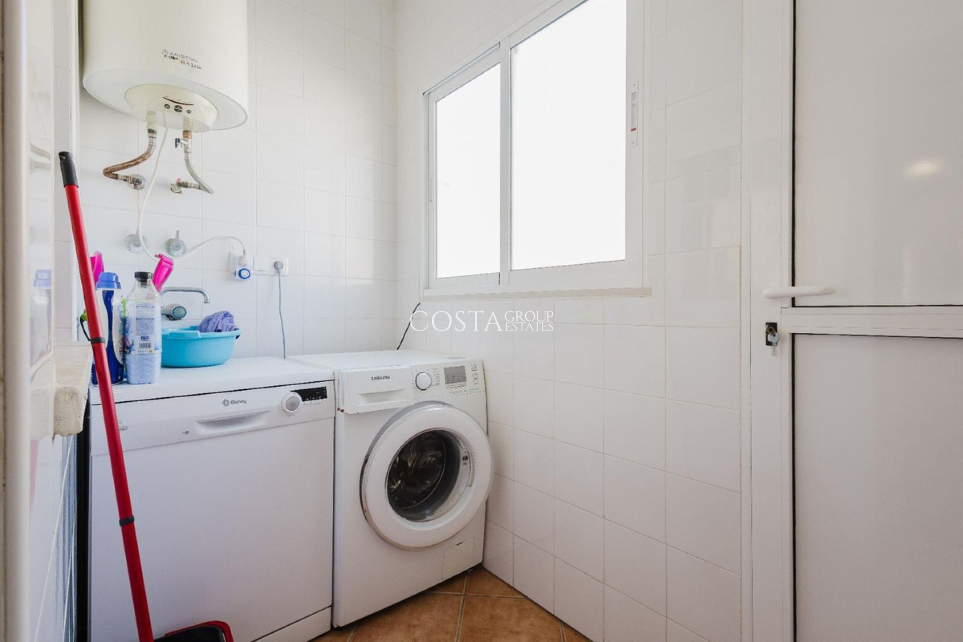 Revente - Villa -
Algorfa - Algorfa Centro