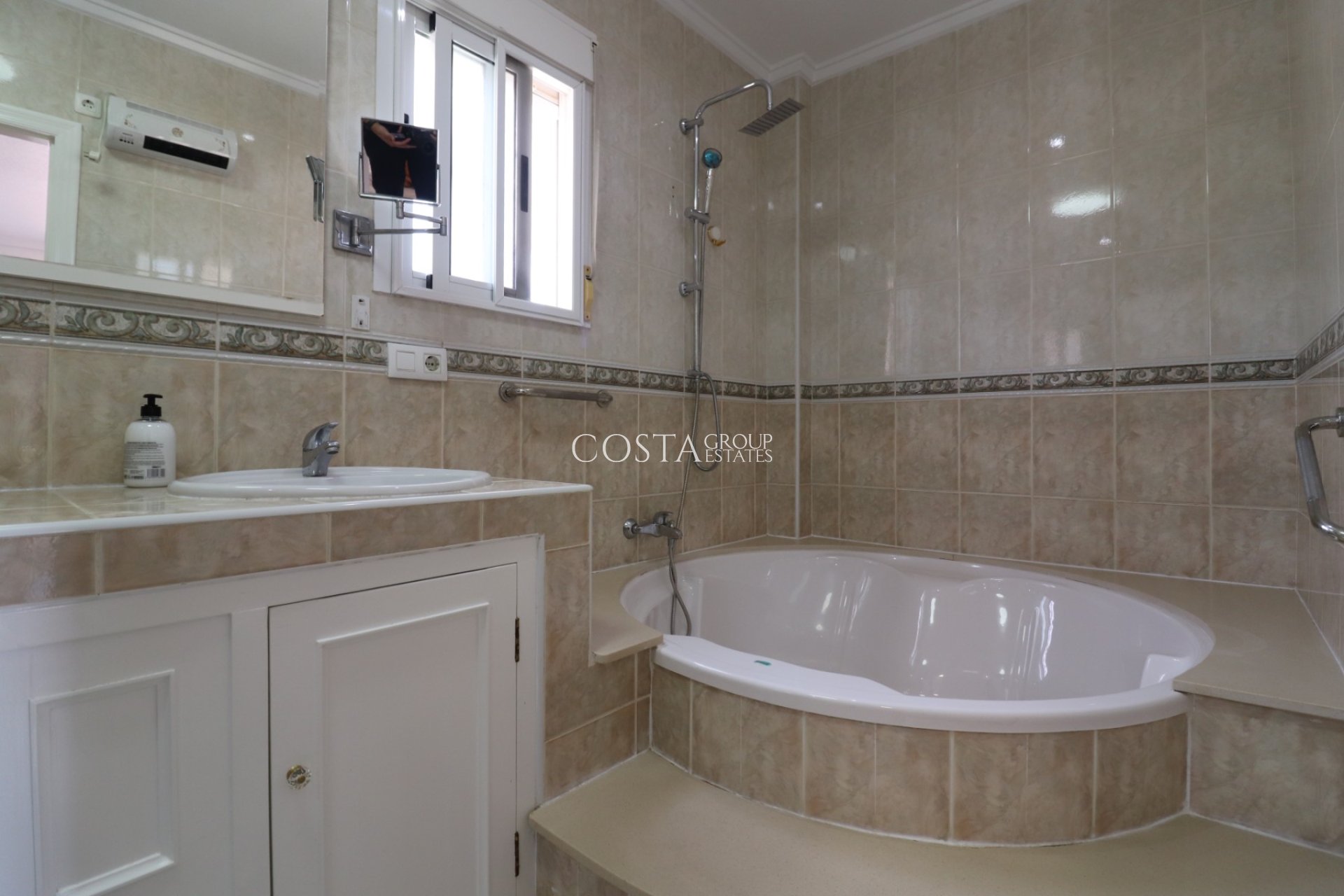 Revente - Villa -
Algorfa - Lomas de La Juliana